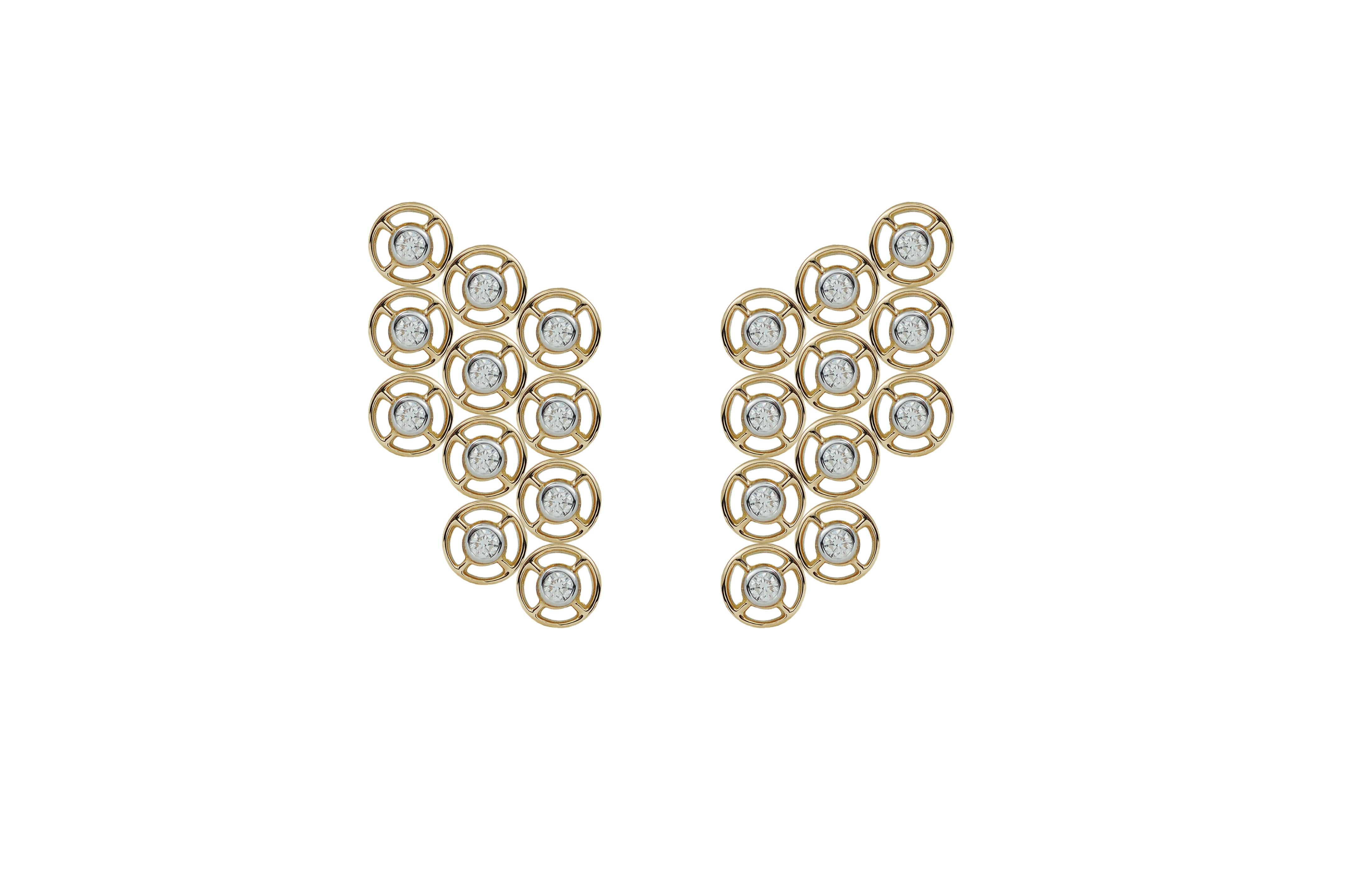Mingle Le Petite Cascading 11 Diamond Earrings 18K Gold

Width: 1.6 cm
Length: 2.5 cm

Introducing Mingle Diamonds – a captivating blend of refined luxury and approachable elegance, this curated selection takes inspiration from the details of the