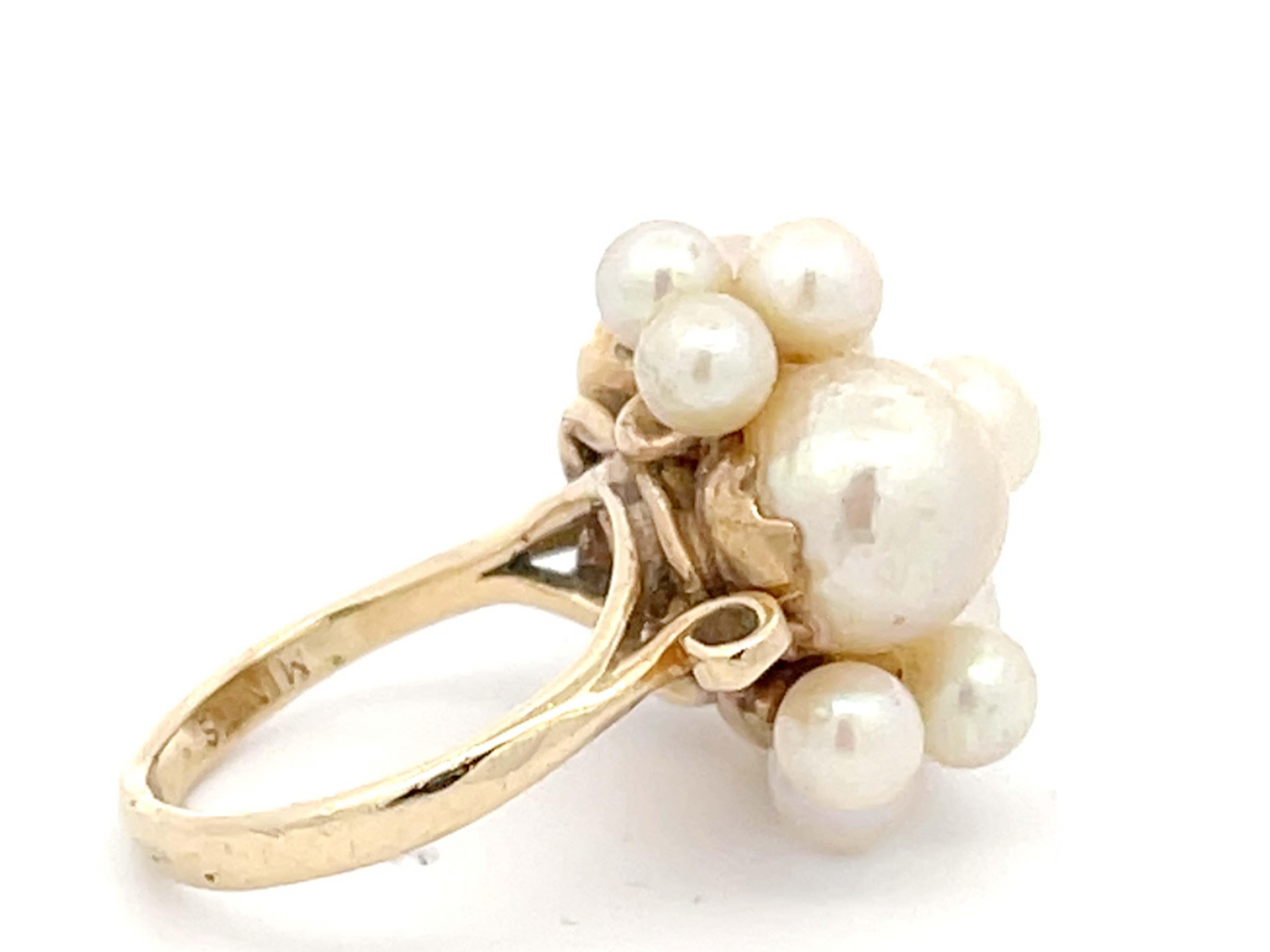 Modern Mings Akoya Pearl Ring in 14k Yellow Gold For Sale