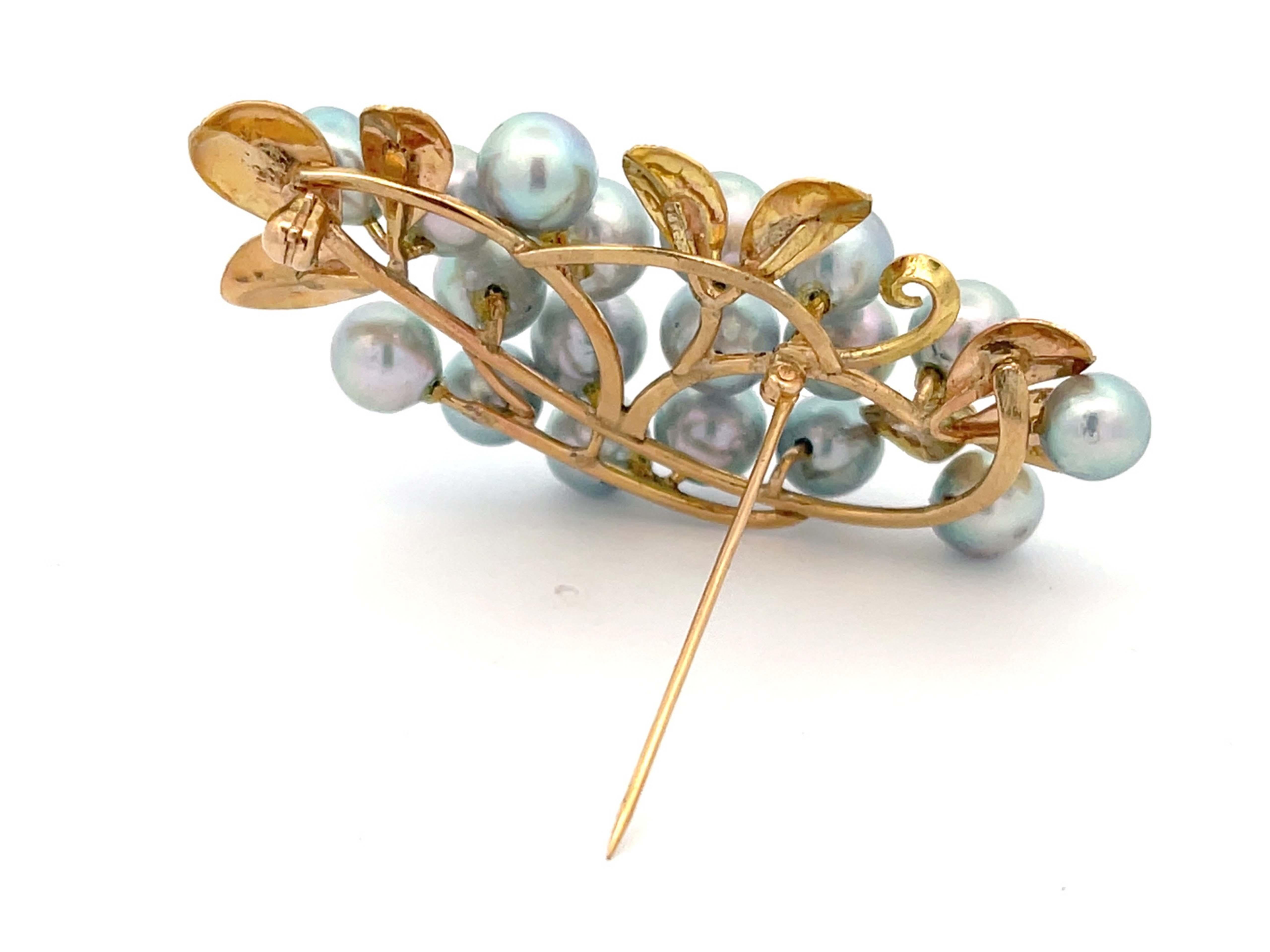 Mings Baroque Pearl and Leaf Brooch in 14k Yellow Gold In Excellent Condition For Sale In Honolulu, HI