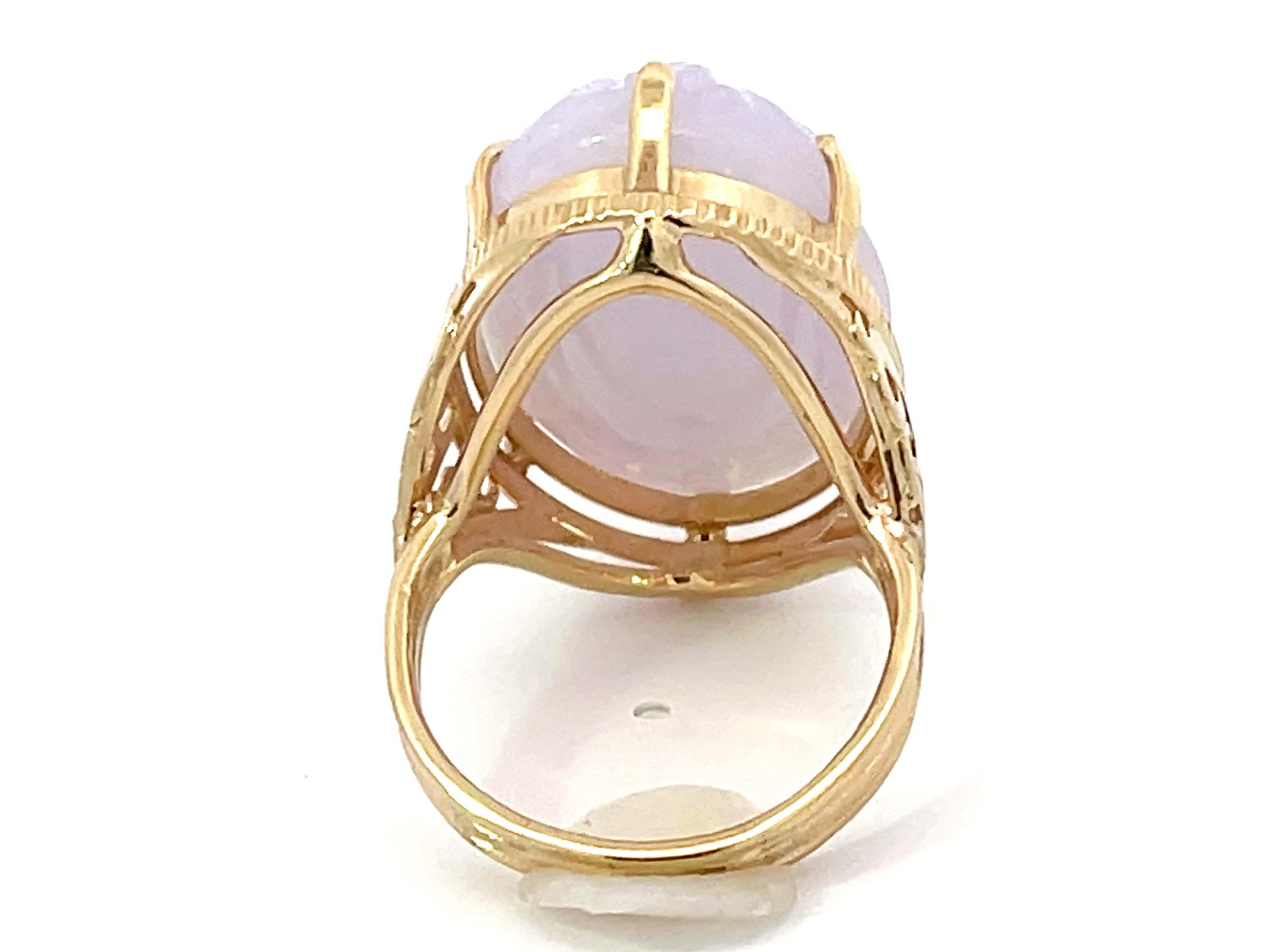 Mings Bird and Flower Carved Lavender Jade Ring in 14k Yellow Gold For Sale 1
