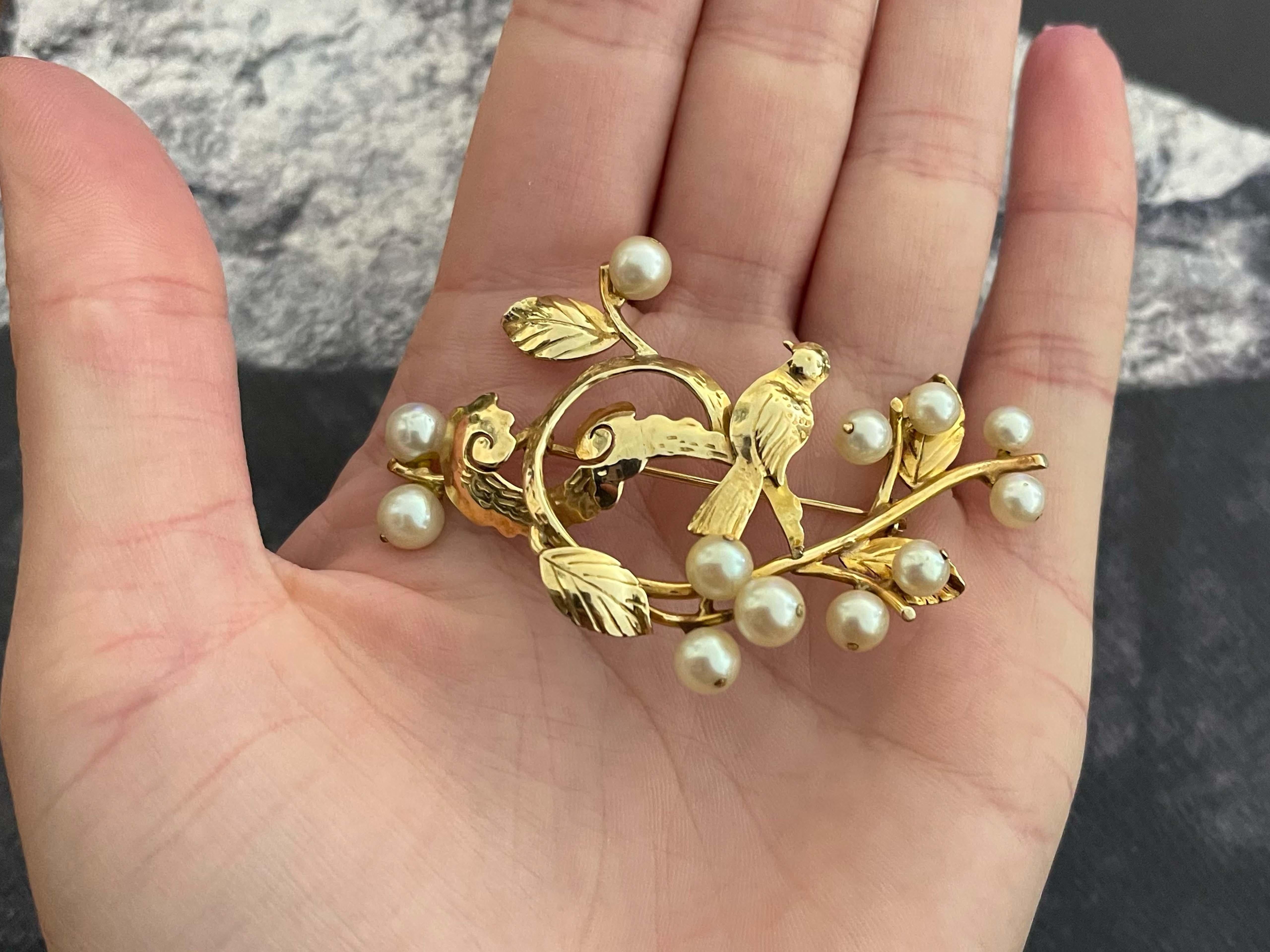 Brooch Specifications:

Designer: Ming's

Metal: 14k Yellow Gold

Total Weight: 12.2 Grams

Brooch Measurements: 2.5
