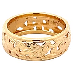 Mings Bird on a Plum Cutout Band Ring in 14k Yellow Gold