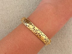 Uccello di Ming su una prugna Bangle con cerniera in oro giallo 14K