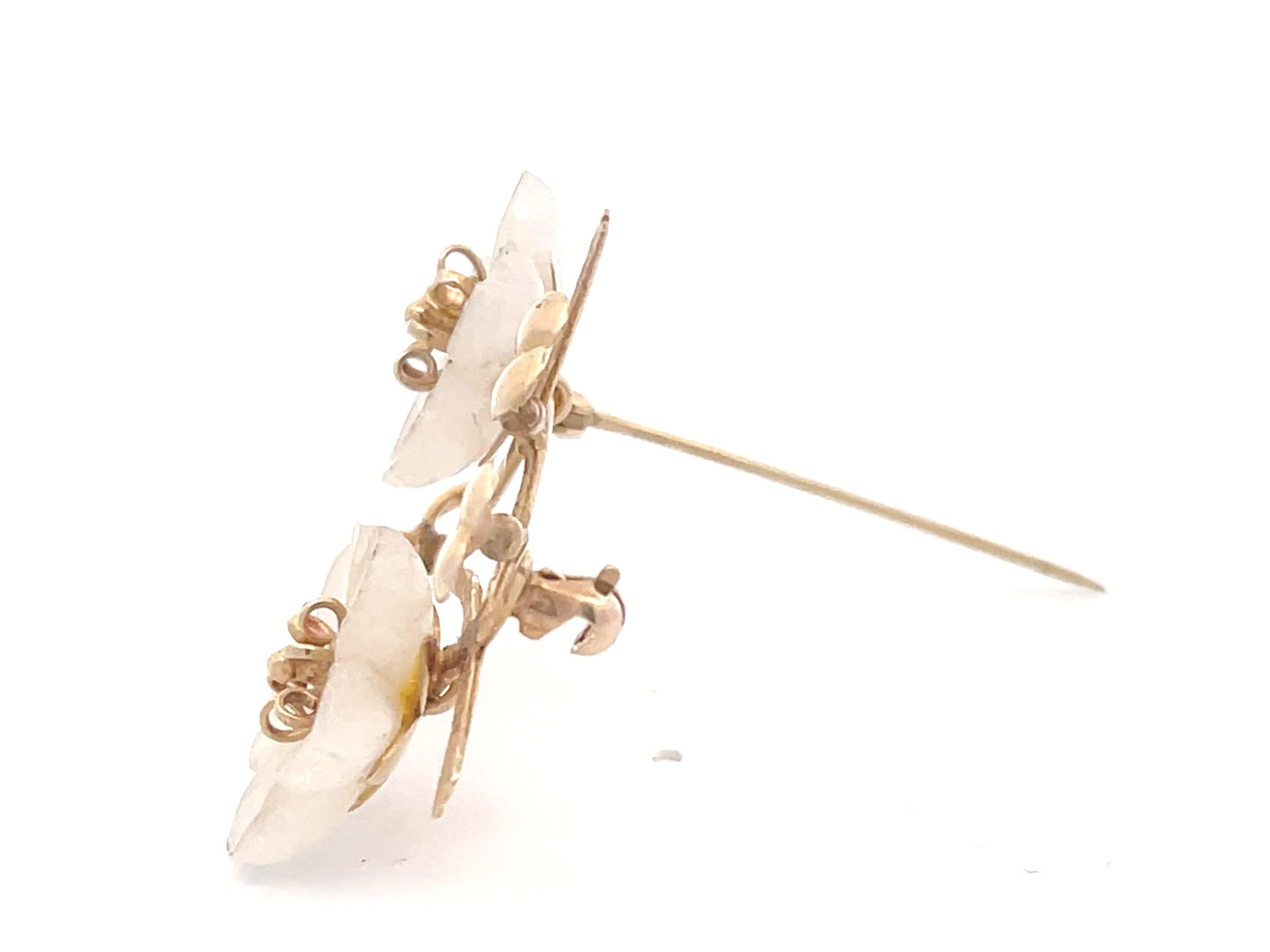 Round Cut Mings Carved White Jade Flower Brooch in 14k Yellow Gold For Sale