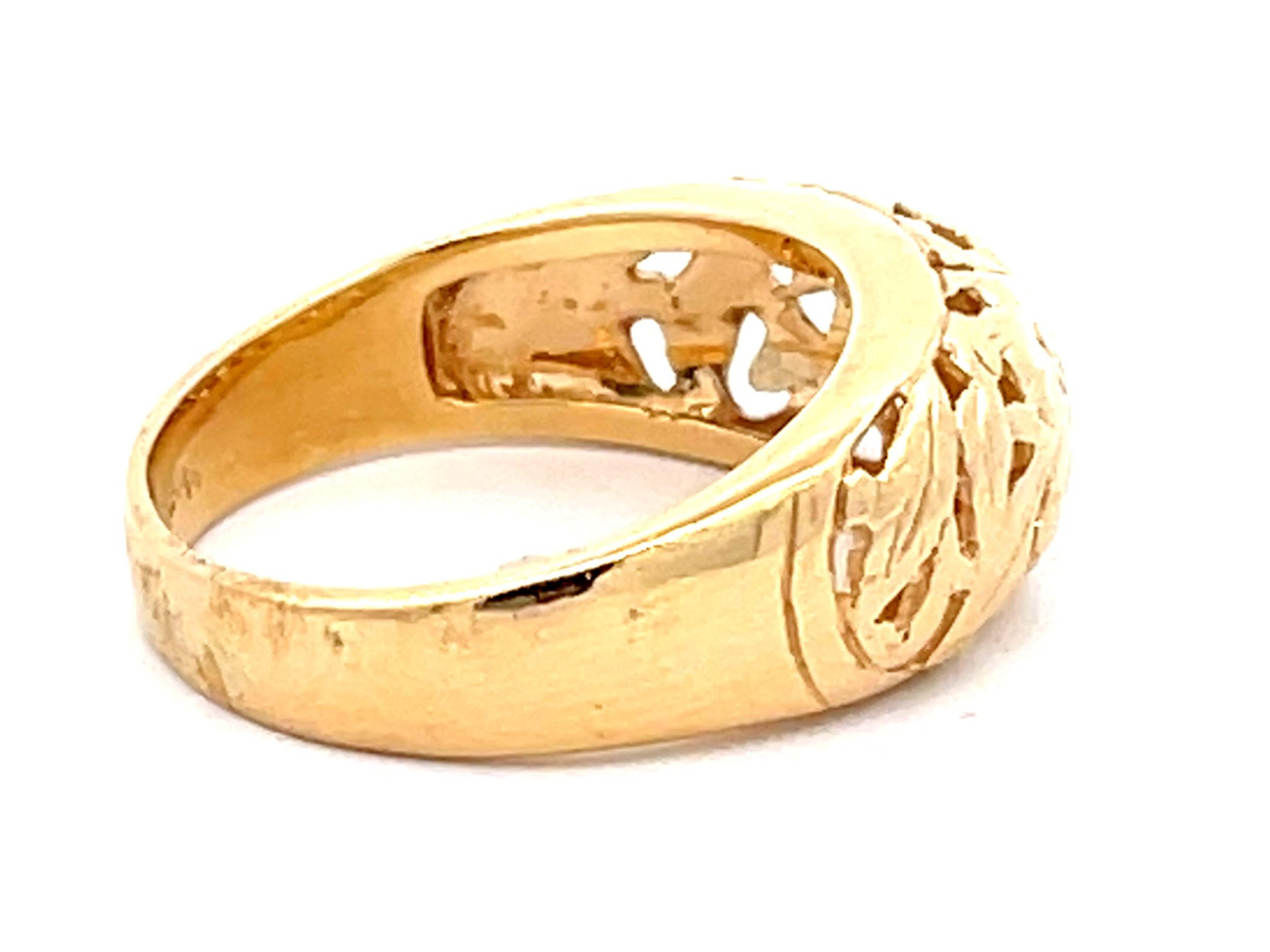 Modern Mings Chrysanthemum Cutout Band Ring in 14k Yellow Gold For Sale