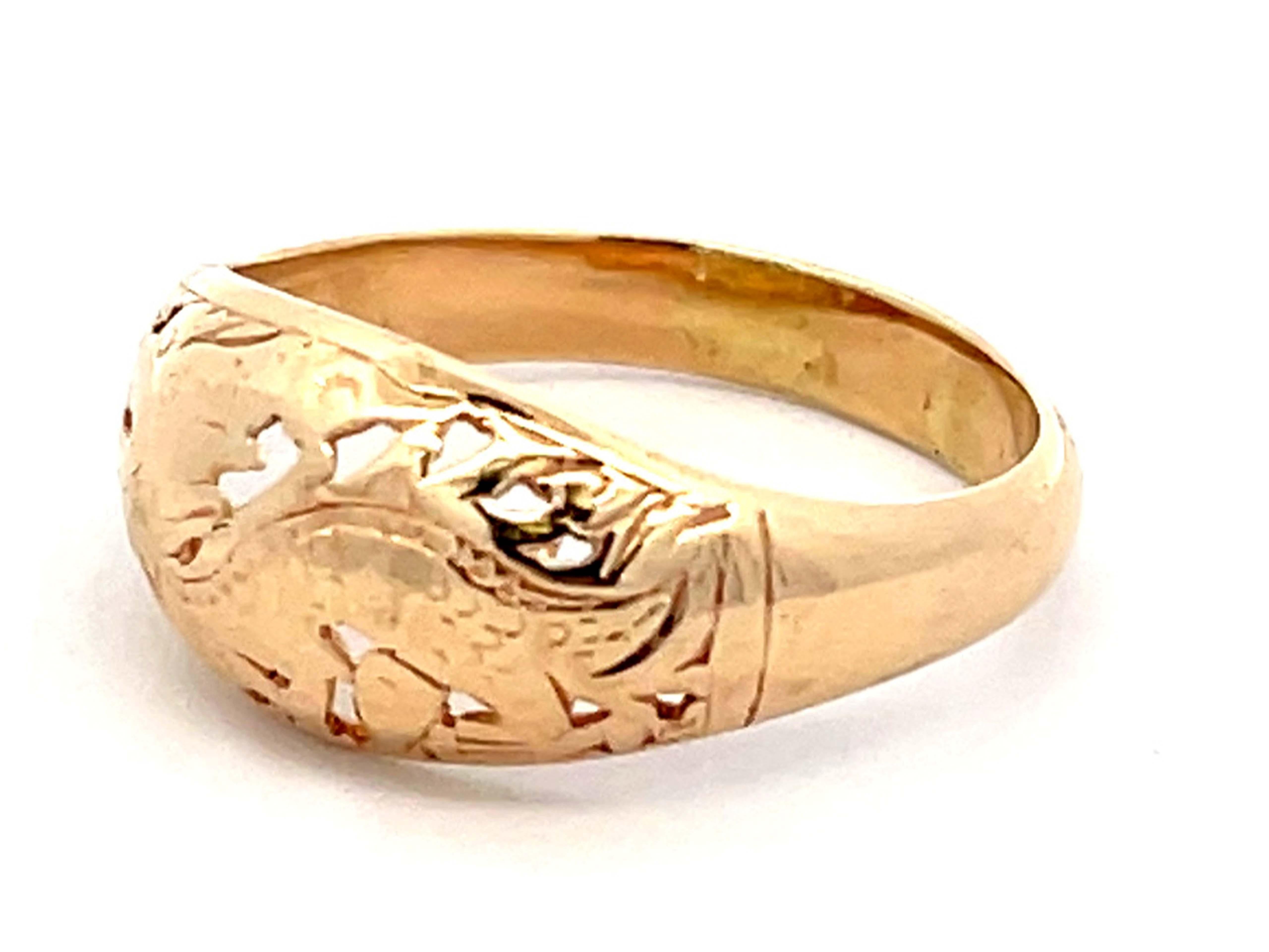 Mings Dragon Cutout Dome Ring in 14k Yellow Gold In Excellent Condition For Sale In Honolulu, HI