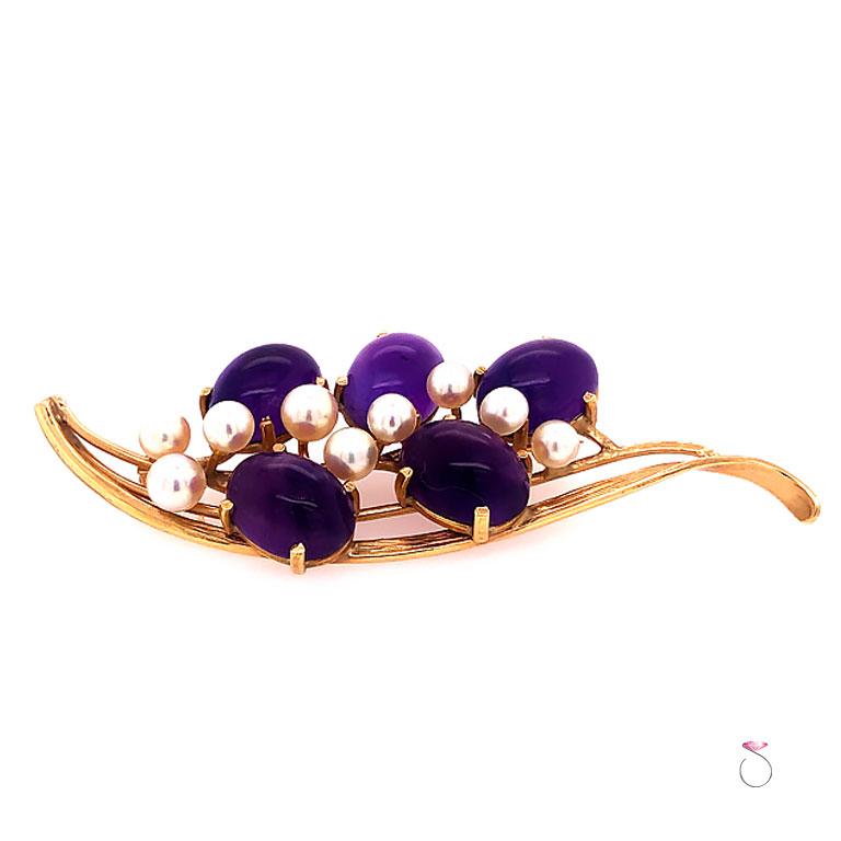 Oval Cut Ming's Hawaii Amethyst and Akoya Pearl 14 Karat Yellow Gold Floral Brooch For Sale