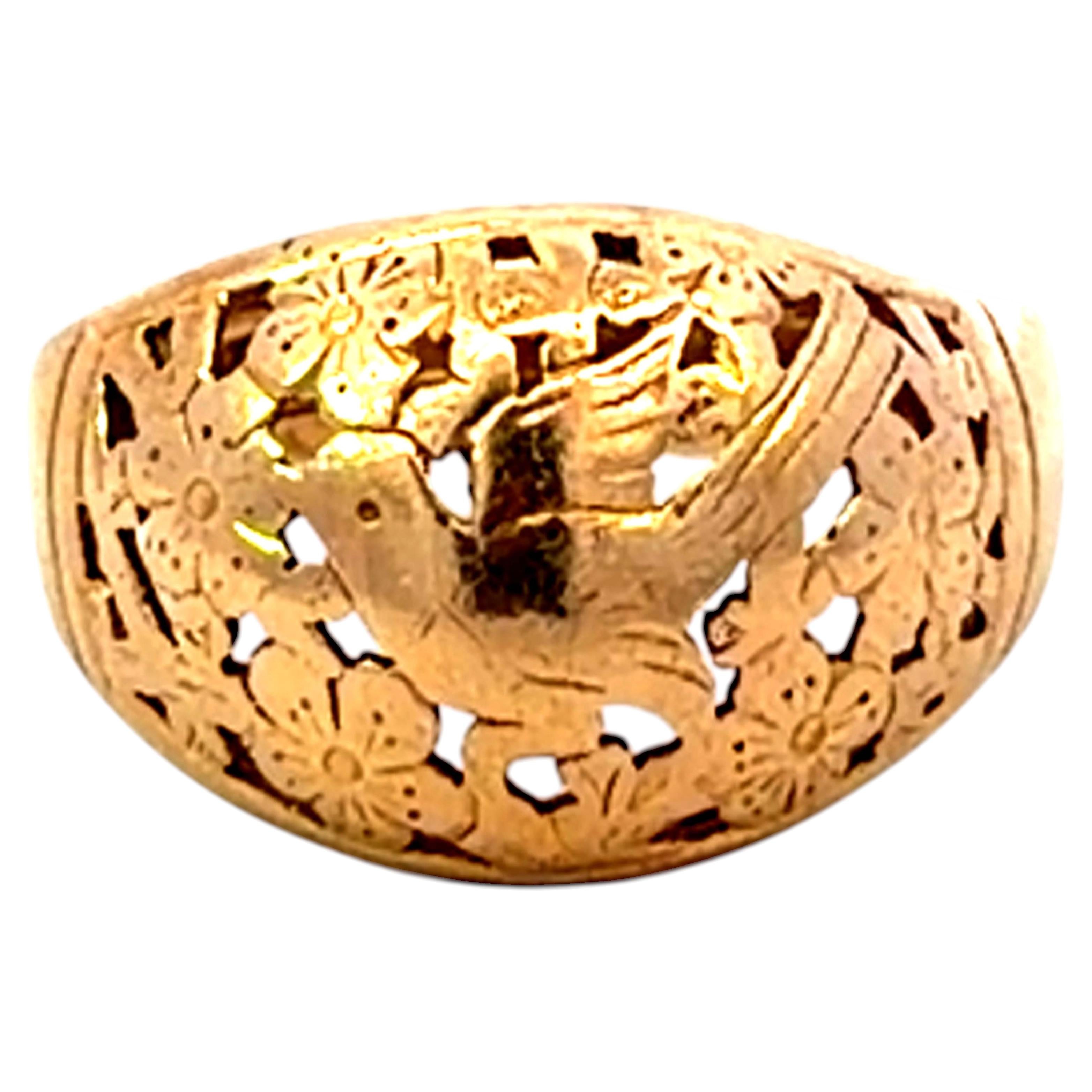 Ming's Hawaii Bird on a Plum Dome Ring 14k Yellow Gold