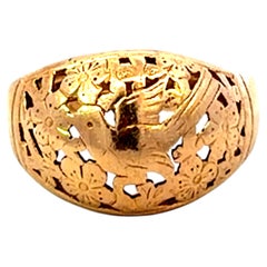 Ming's Hawaii Bird on a Plum Dome Ring 14k Yellow Gold