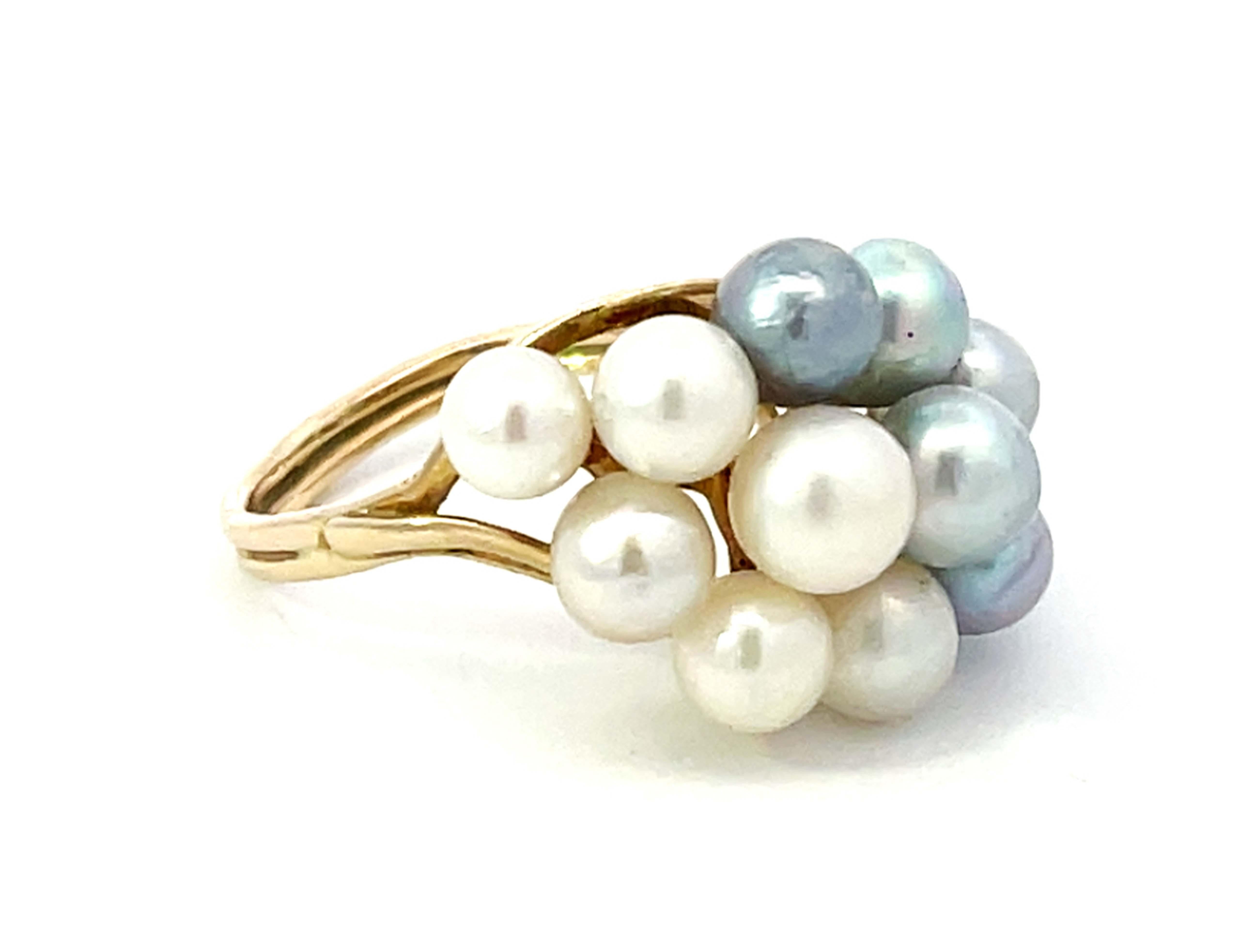 Modern Ming's Hawaii Blue and White Pearl Ring 14k Yellow Gold For Sale