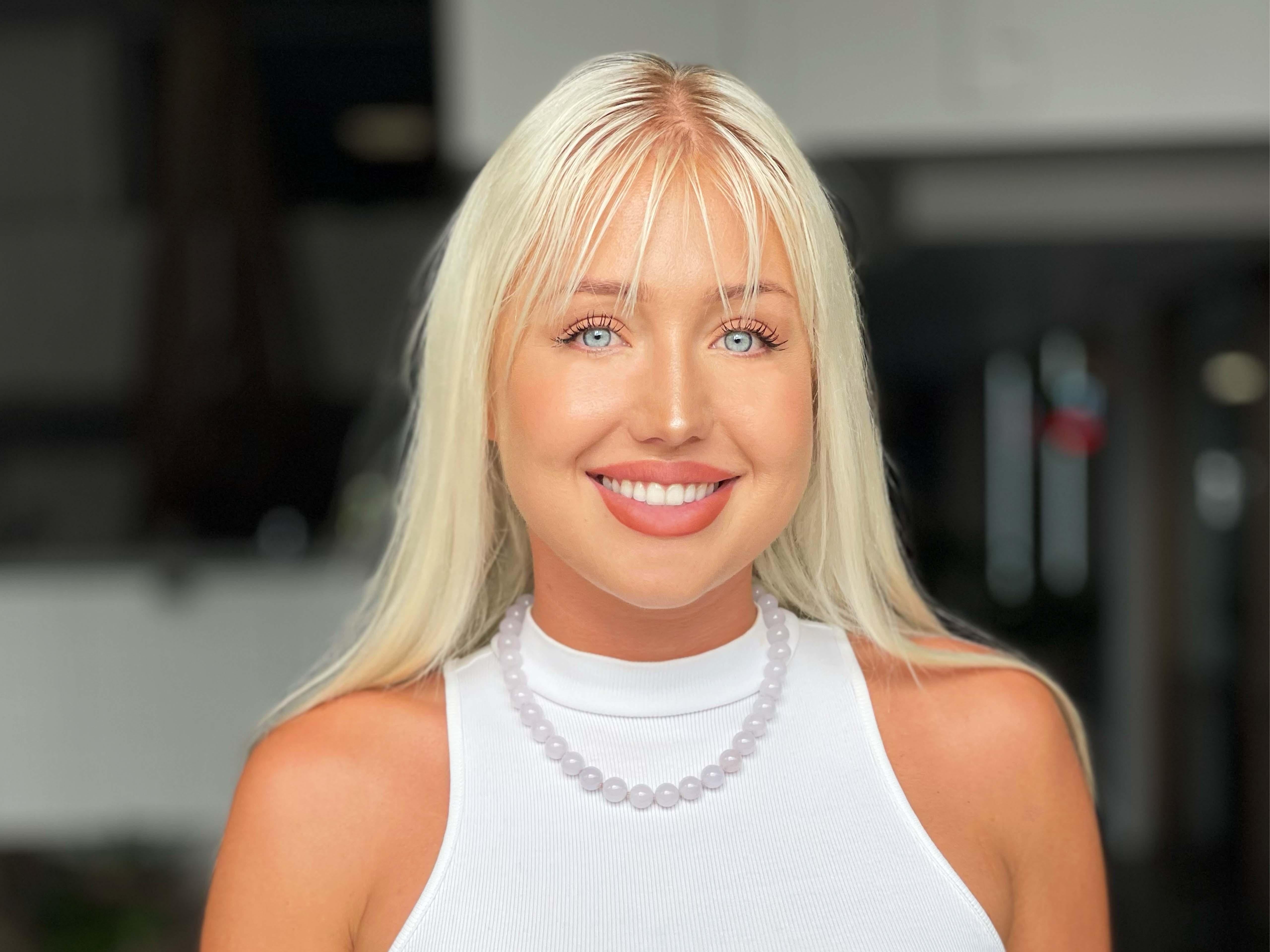Authentic Ming's Hawaii Lavender Jade bead Necklace. This highly desirable Jade bead strand is 18 inches long and 10.84 mm wide. The lavender jade beads have a beautify color and high luster. The necklace is secured with a 14k yellow gold hidden