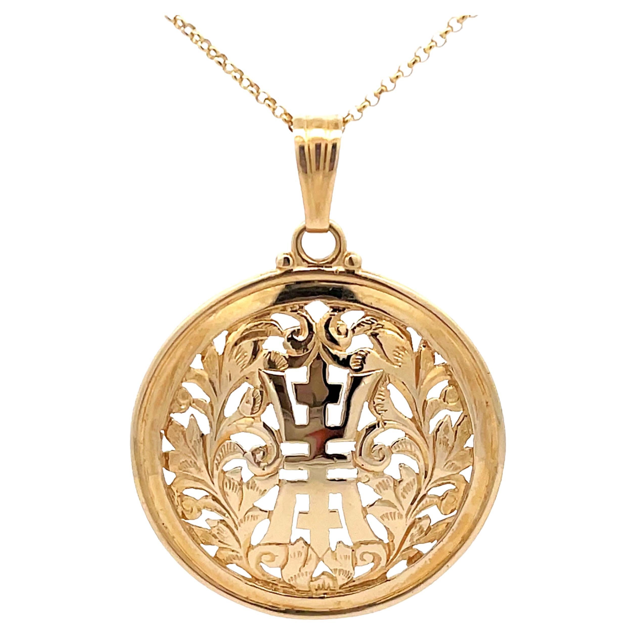 Mings Hawaii Long Life Round Pendant in 14Karat Yellow Gold with Chain For Sale