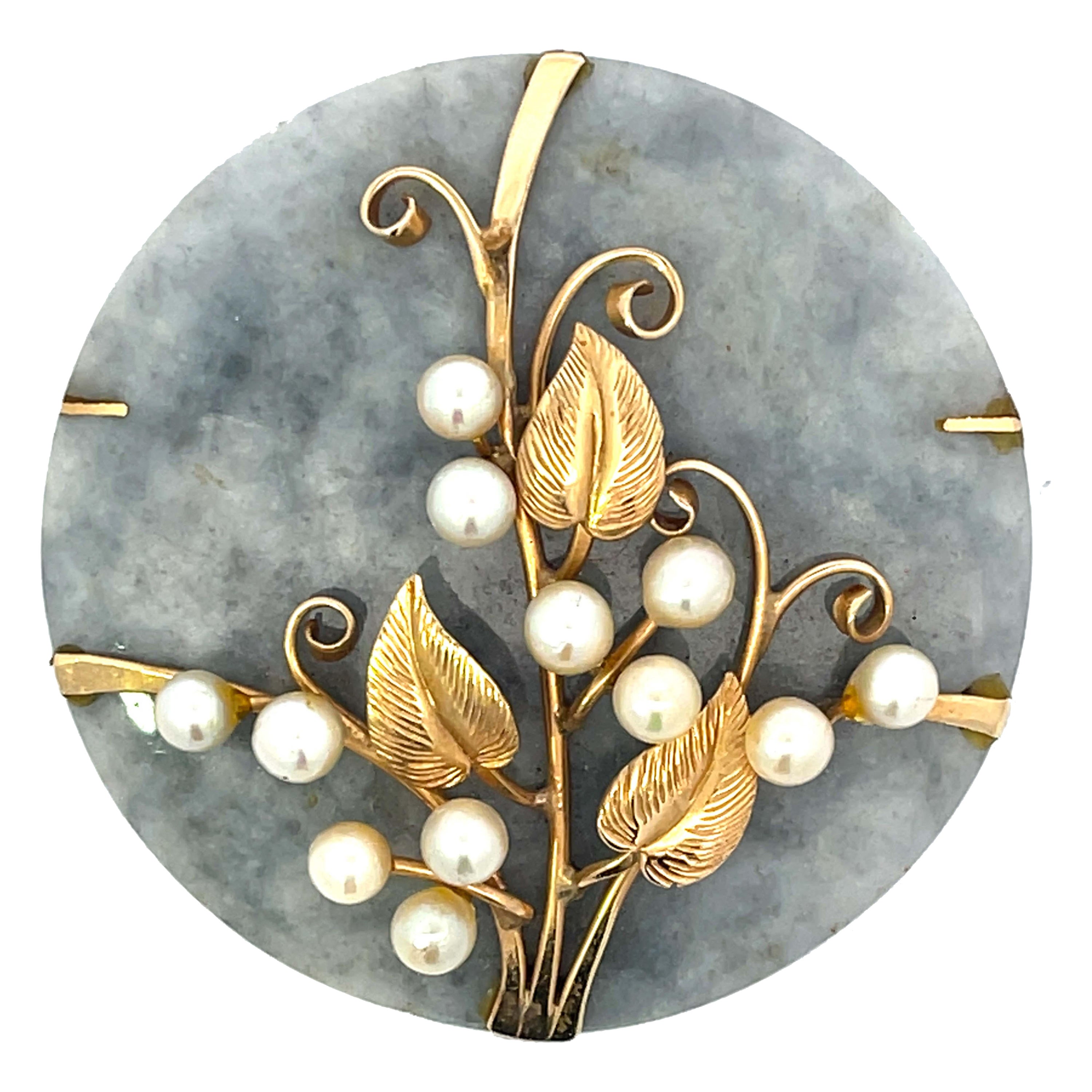 Mings Hawaii Mottled Greenish Grey Jade Pearl Leaf Brooch 14k Yellow Gold For Sale