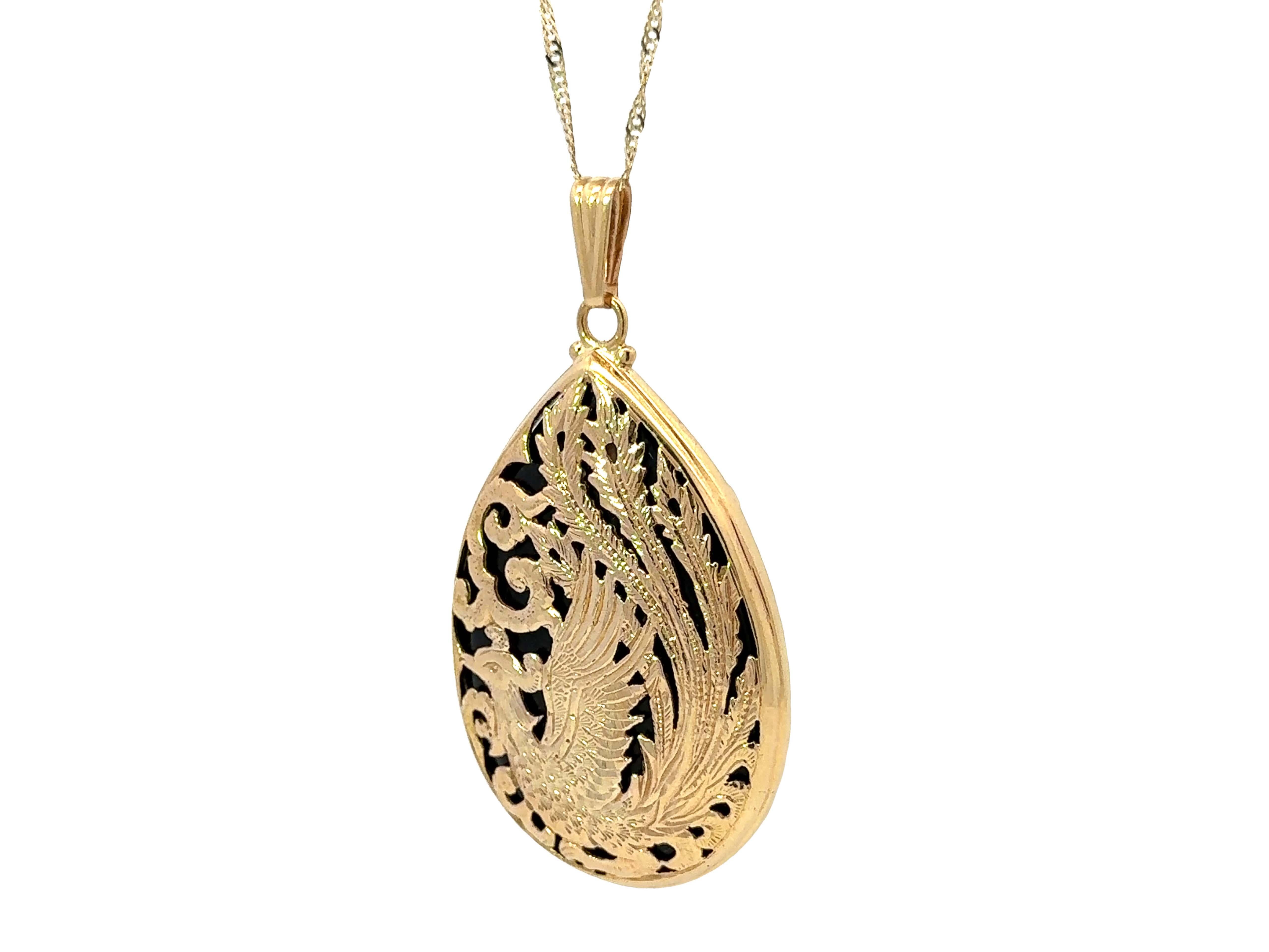 Ming's Hawaii Phoenix Onyx Pear Shaped Necklace 14k Yellow Gold In Excellent Condition For Sale In Honolulu, HI