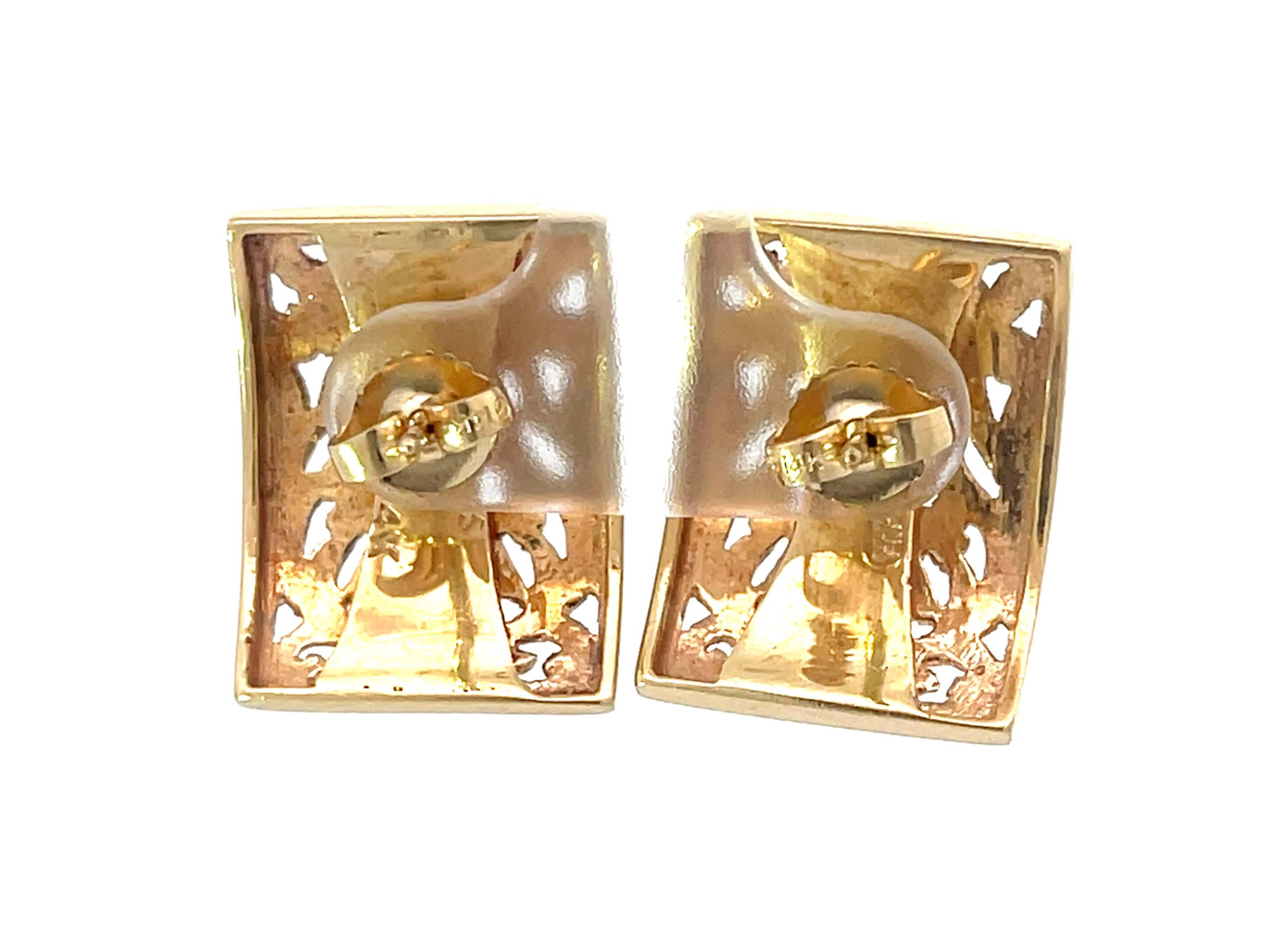 Mings Hawaii Pierced Longevity Rectangle Earrings in 14Karat Yellow Gold In Excellent Condition For Sale In Honolulu, HI