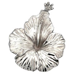 Retro Mings Hawaii Hibiscus Flower Brooch in Sterling Silver