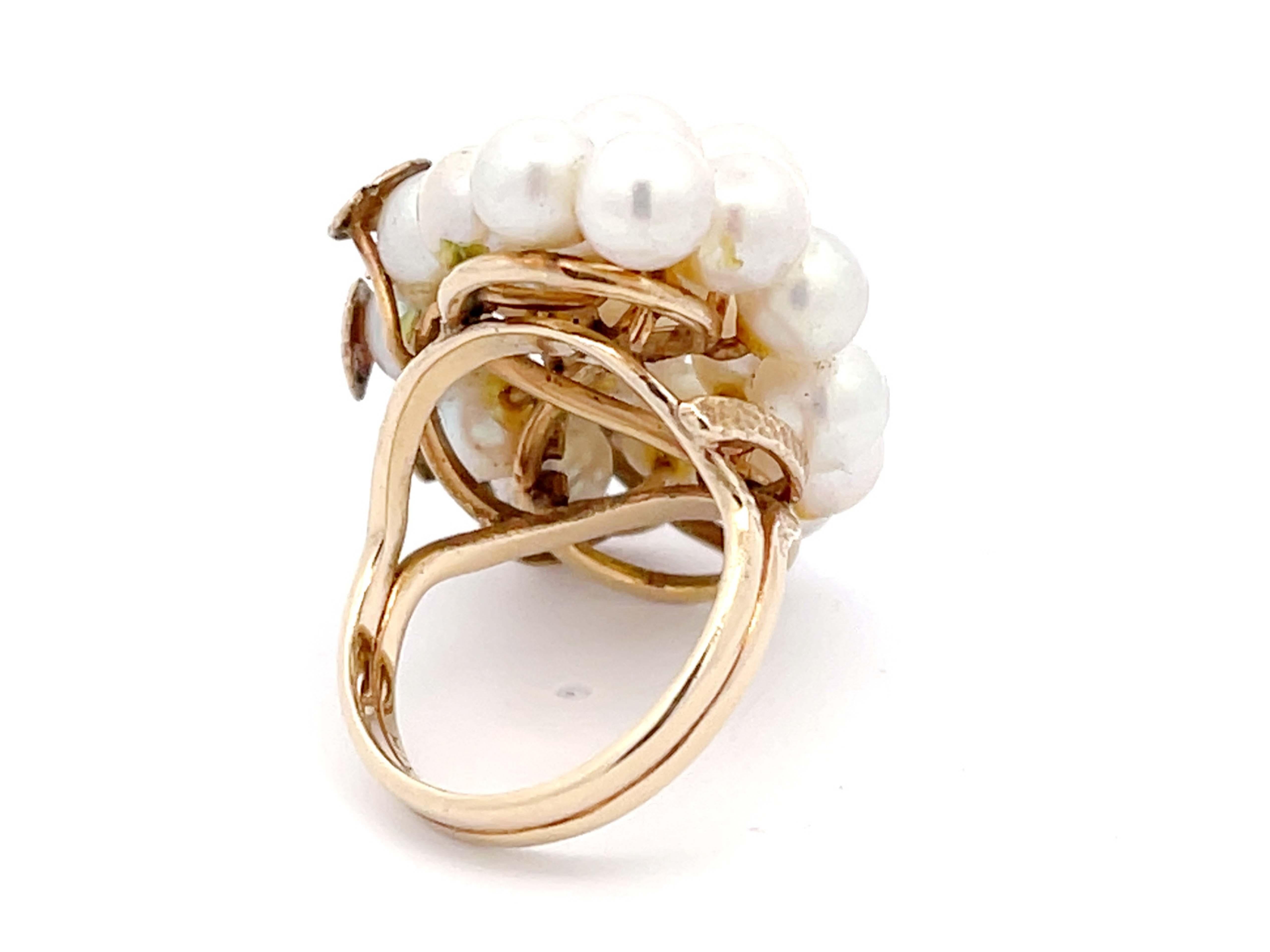 Mings Large Akoya Pearl Leaf Ring in 14k Yellow Gold In Excellent Condition For Sale In Honolulu, HI