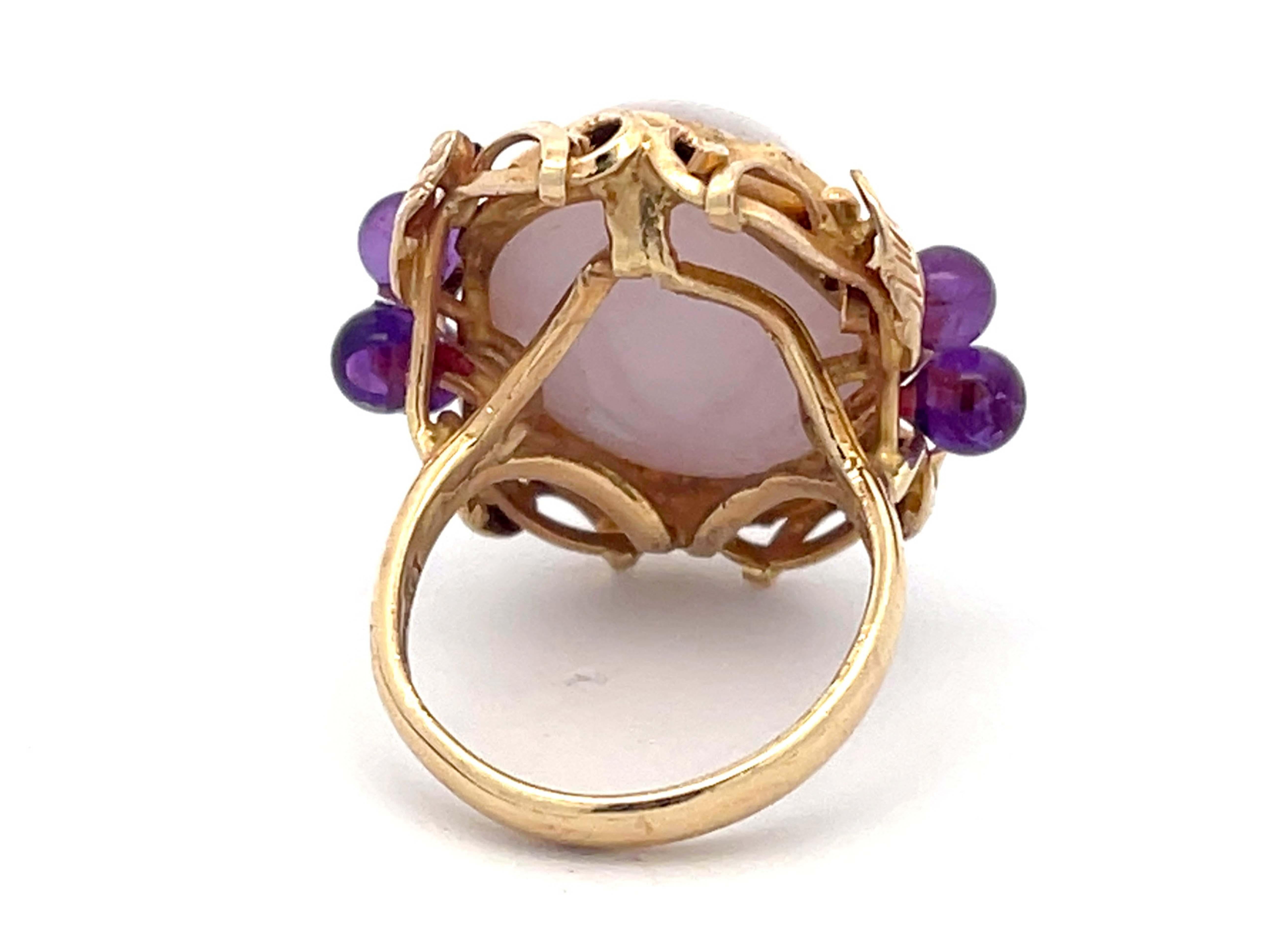 Mings Lavender Jade and Purple Amethyst Ring in 14k Yellow Gold In Excellent Condition For Sale In Honolulu, HI