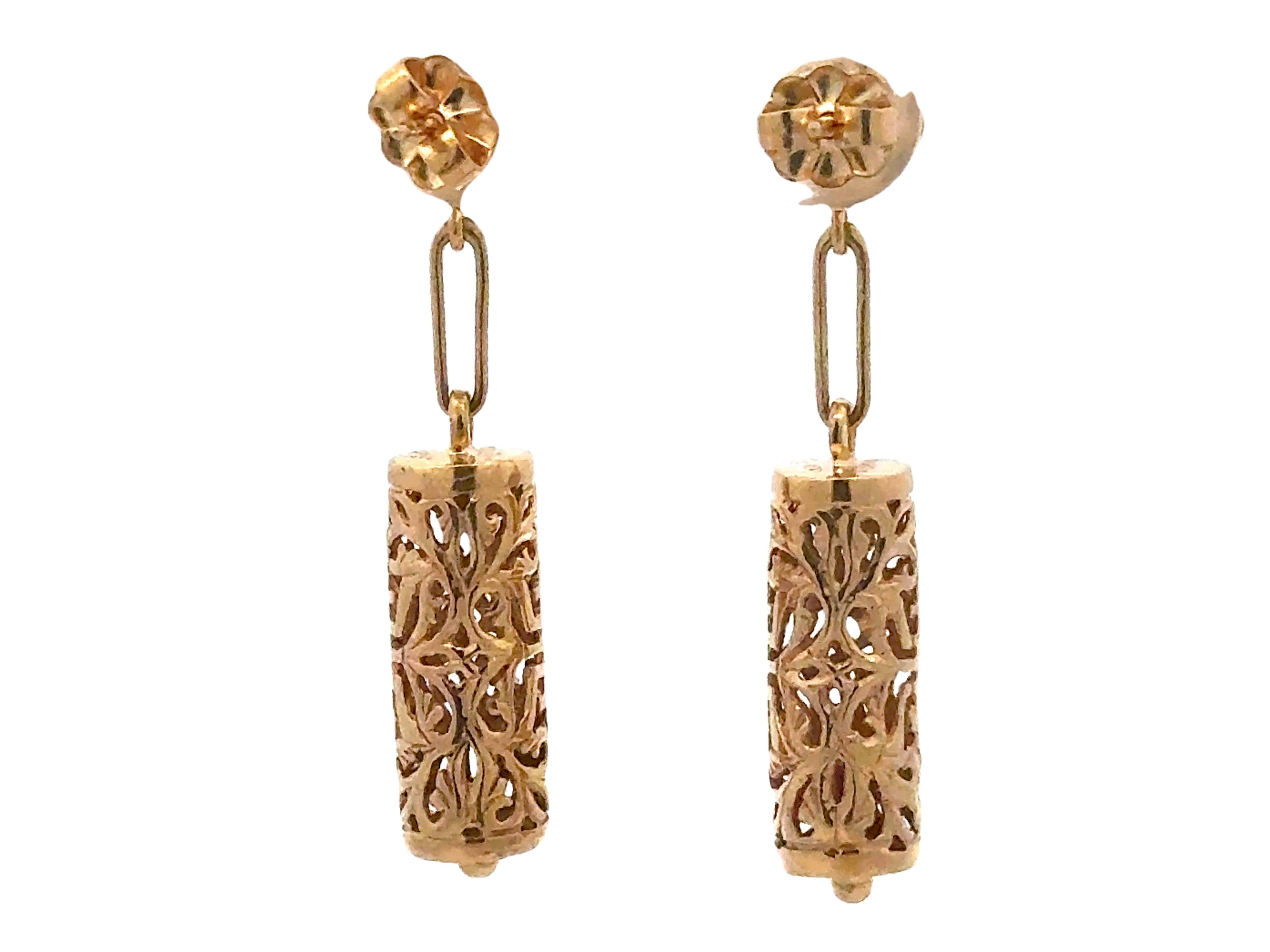 Ming Ming Longevity - Orecchini a pergamena aperti in oro giallo 14 carati in vendita 2