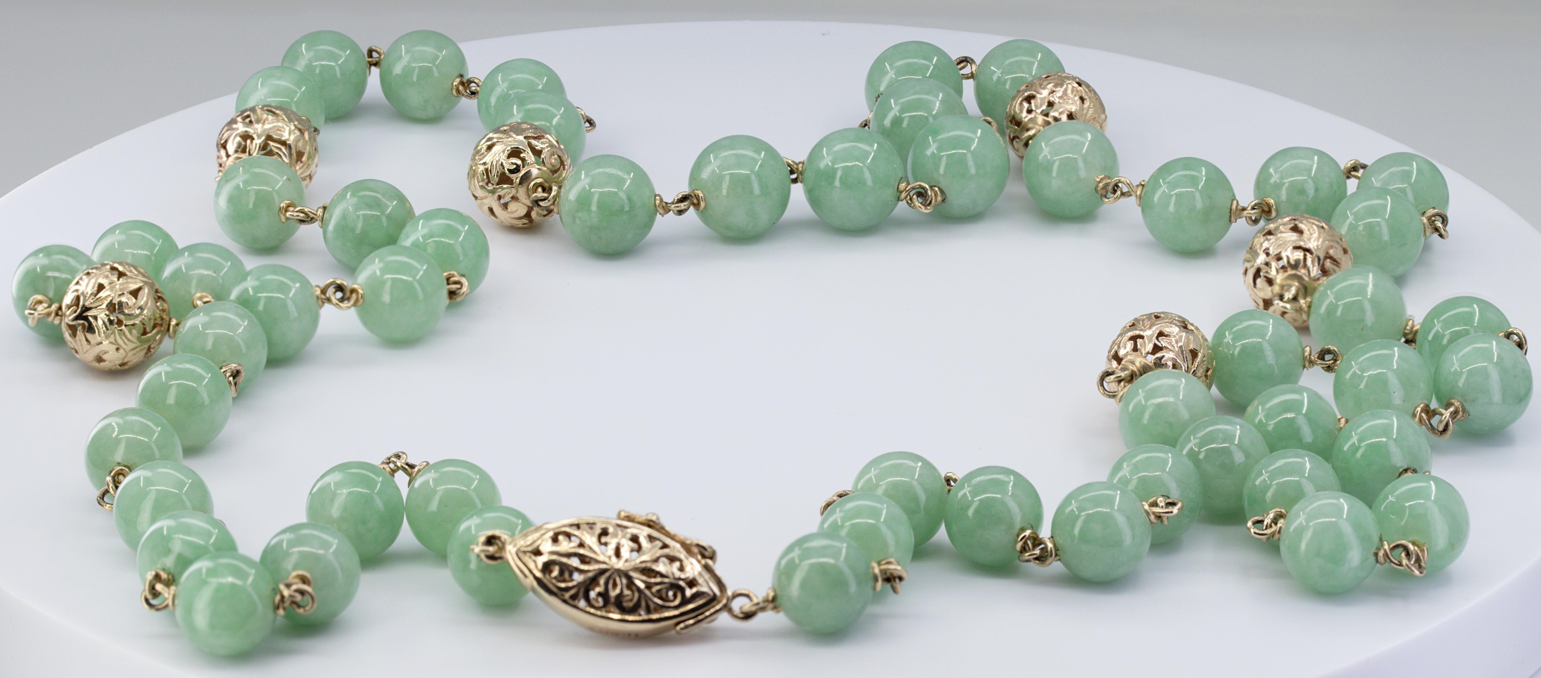 jade bead necklace vintage