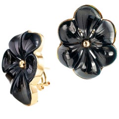 Ming's of Hawaii Carved Black Onyx Yellow Gold Earrings