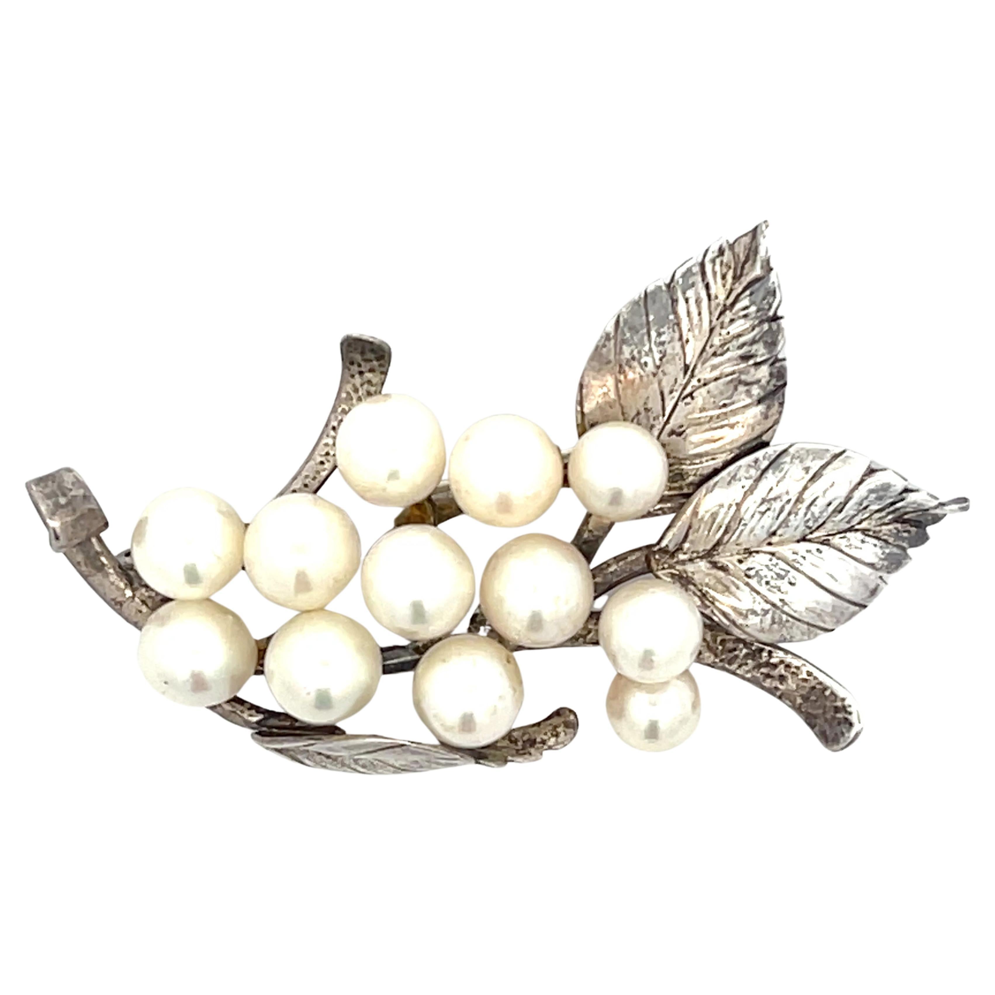 Mings Pearl Brooch in Sterling Silver For Sale