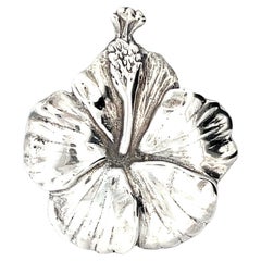Retro Mings Hibiscus Flower Brooch in Sterling Silver