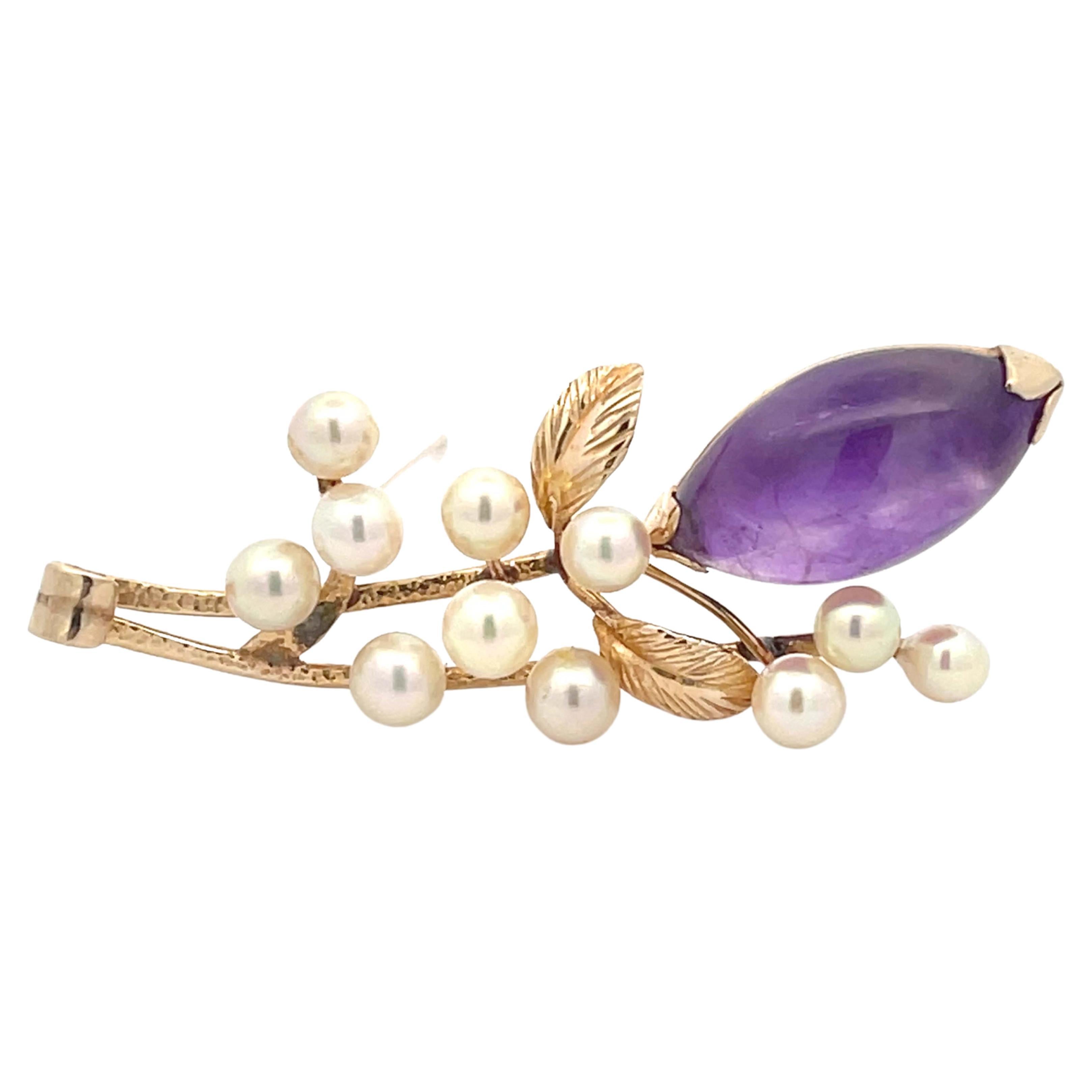 Broche Mings en or jaune 14 carats avec améthyste violette et perle d' Akoya en vente