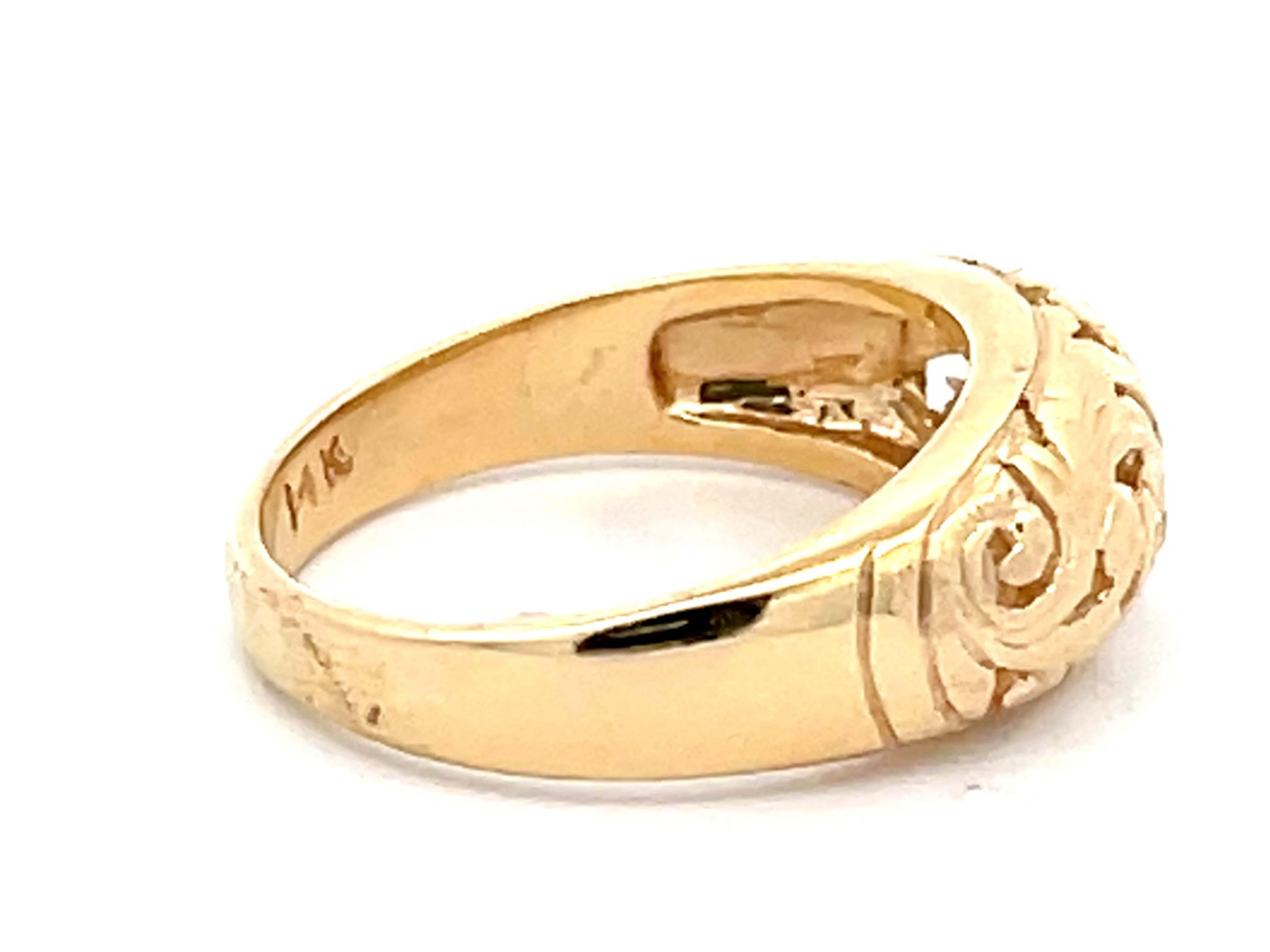 Modern Mings Scroll Cutout Ring in 14k Yellow Gold For Sale