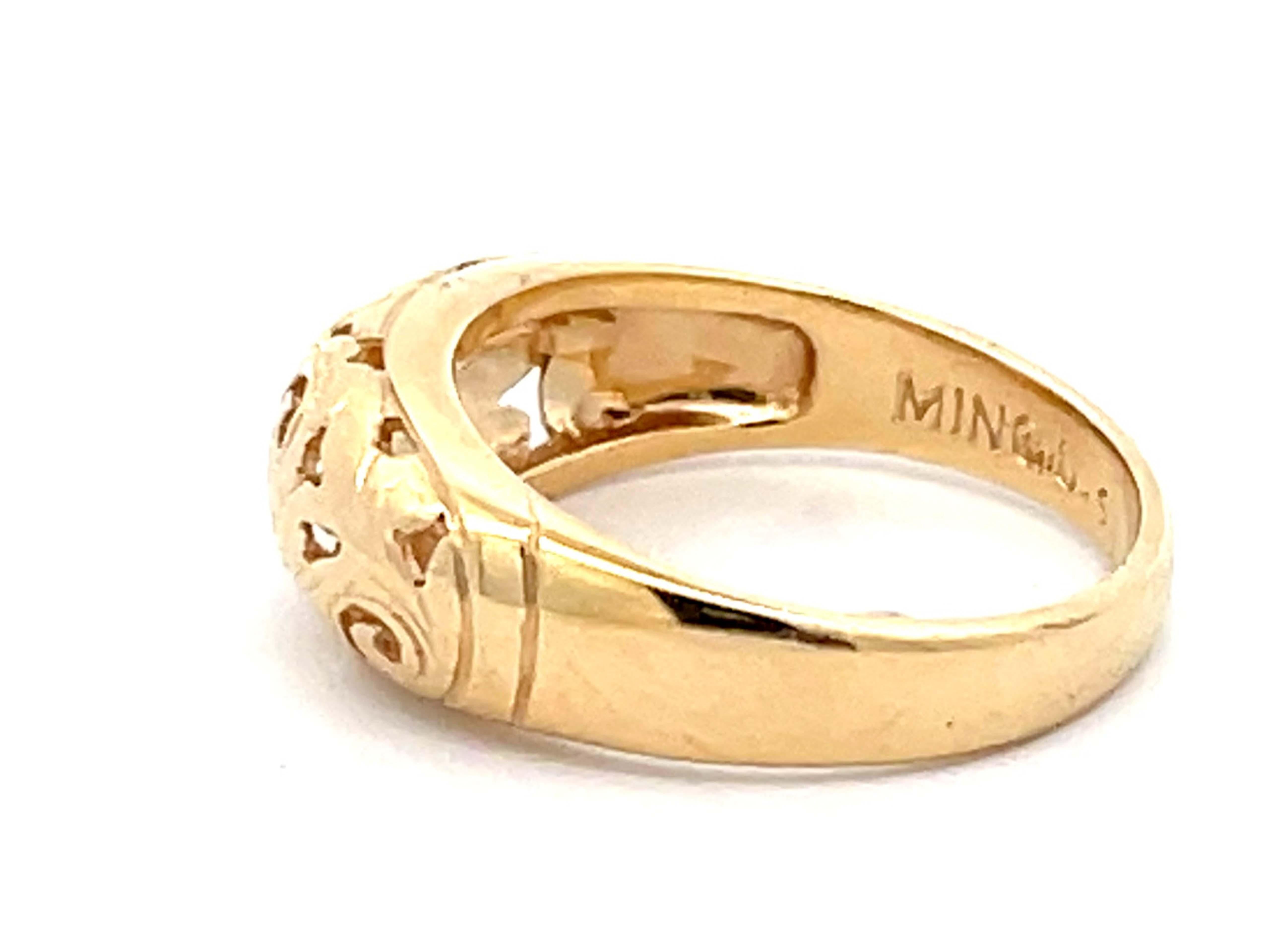 Mings Scroll Cutout Ring in 14k Yellow Gold In Excellent Condition For Sale In Honolulu, HI