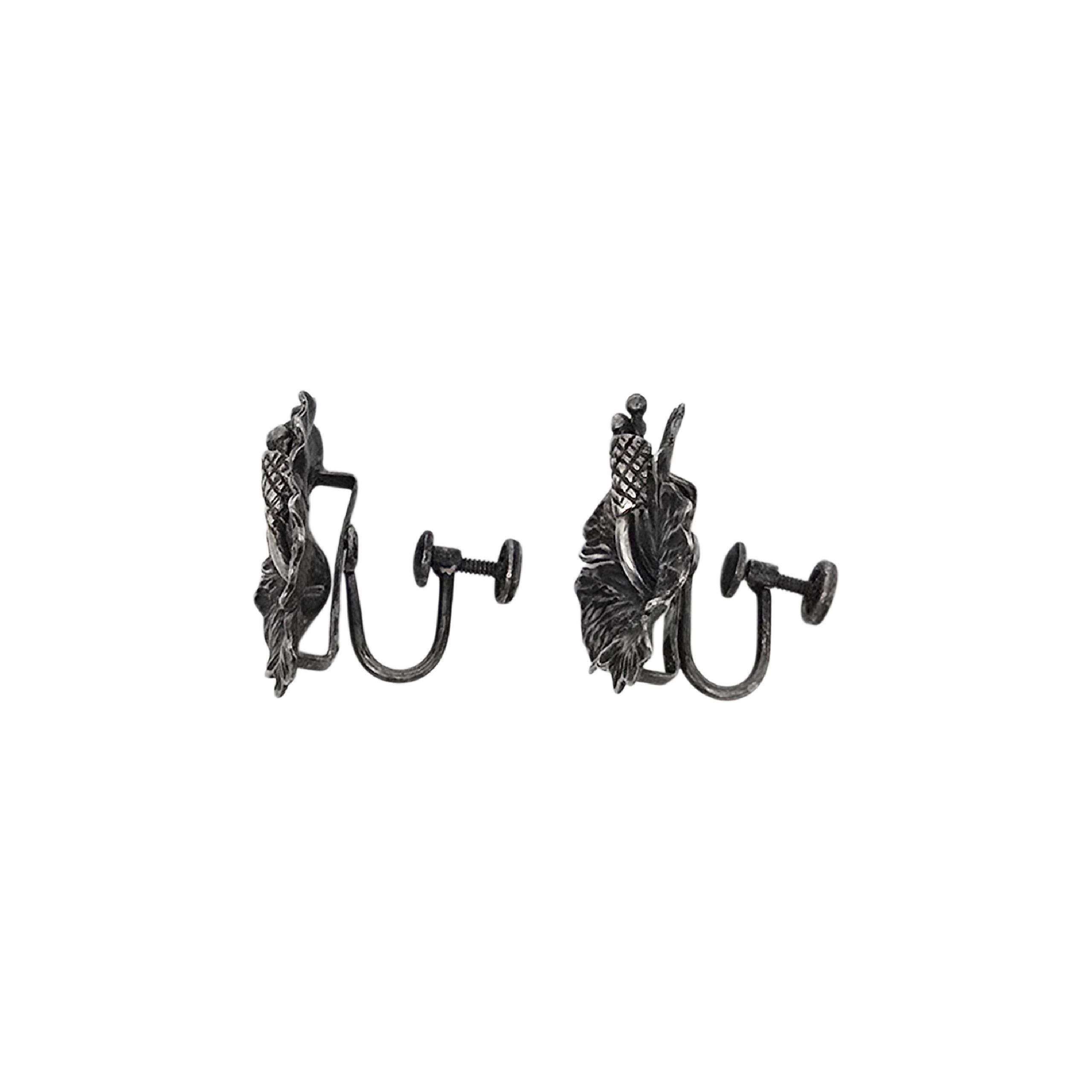 Set di spille e orecchini a clip con fiore di ibisco in argento 925 di Ming Ming #22842 In condizioni buone in vendita a Washington Depot, CT
