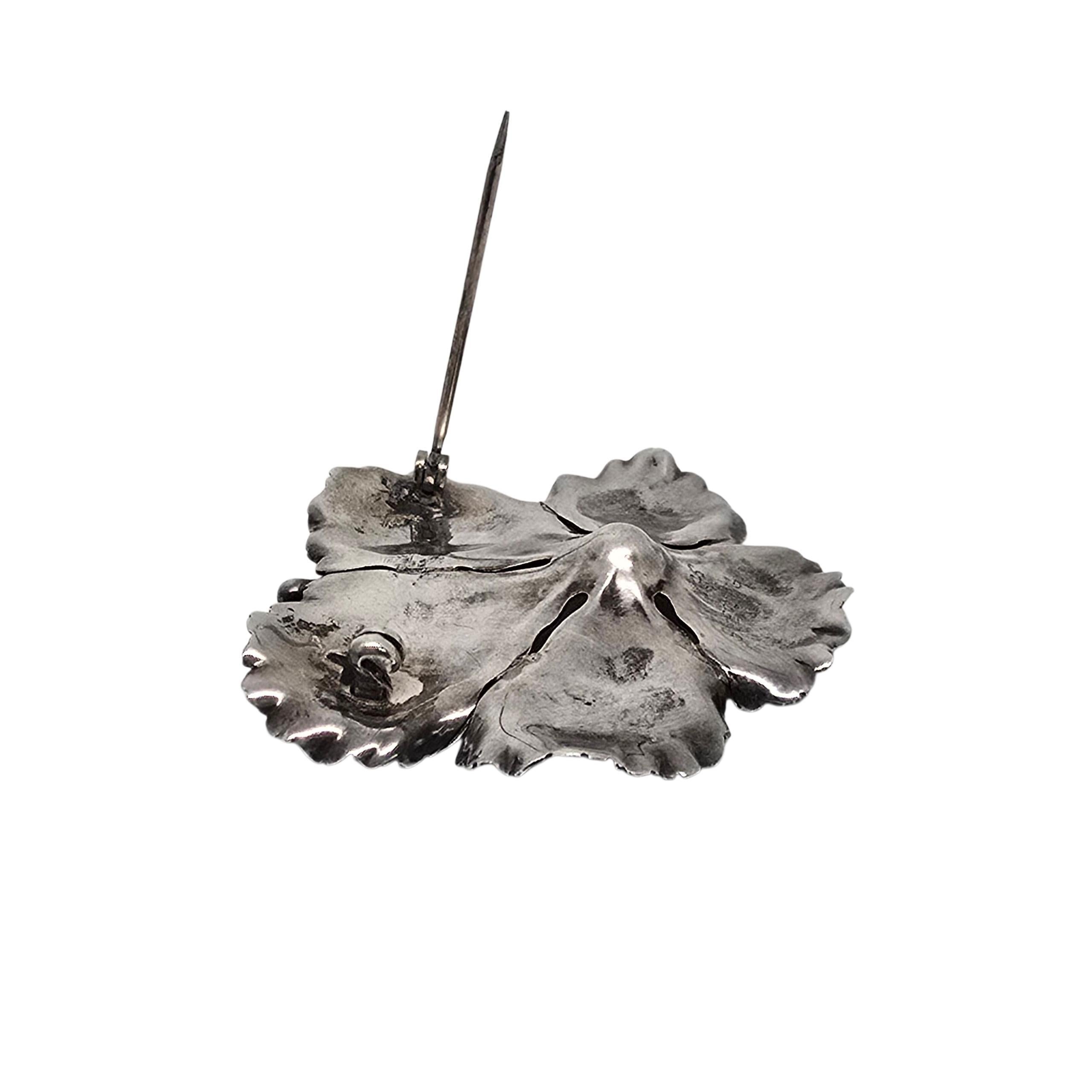 Set di spille e orecchini a clip con fiore di ibisco in argento 925 di Ming Ming #22842 in vendita 3