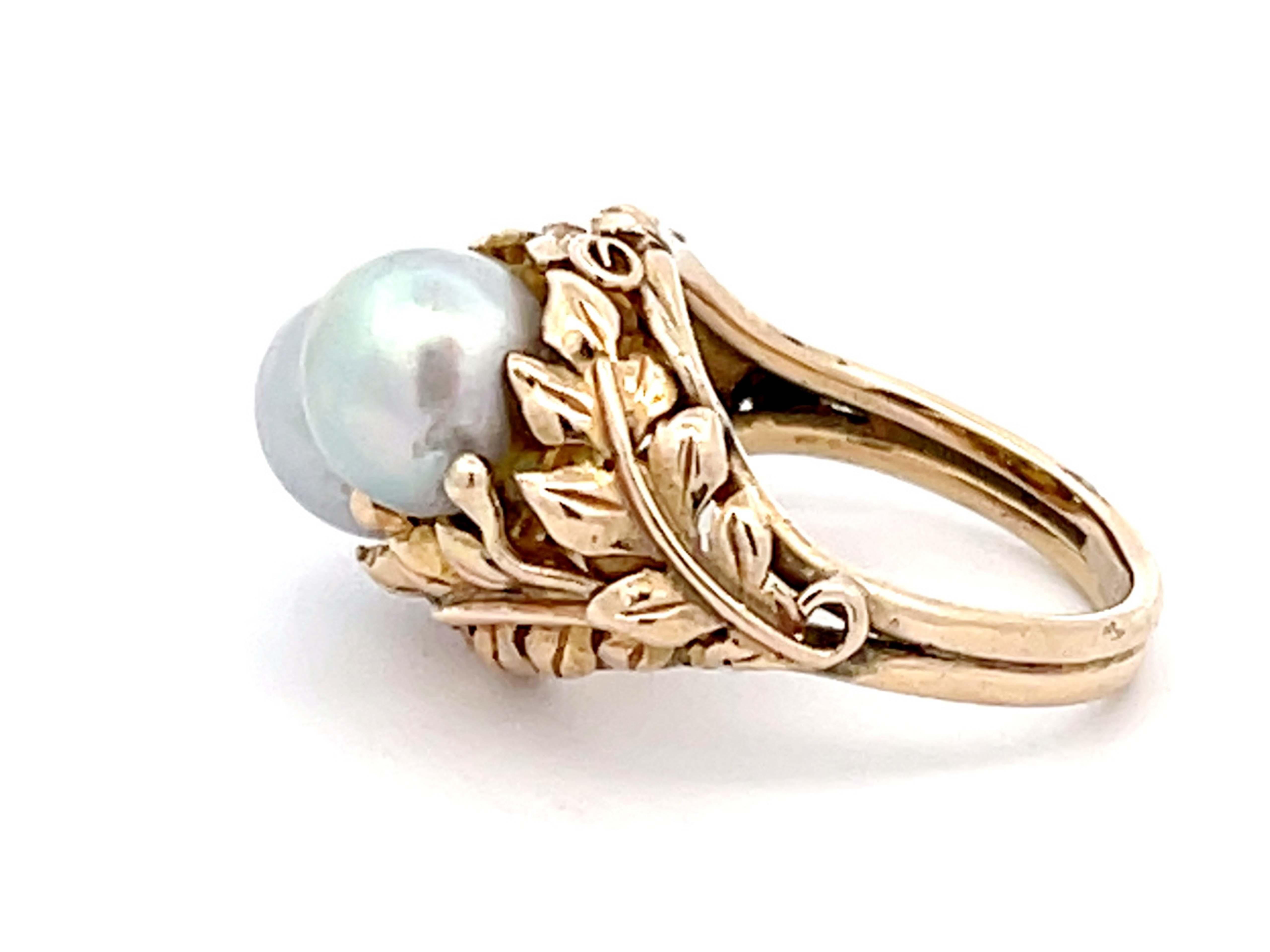 Modern Mings Two Baroque Pearl and Leaf Design Ring in 14k Yellow Gold For Sale
