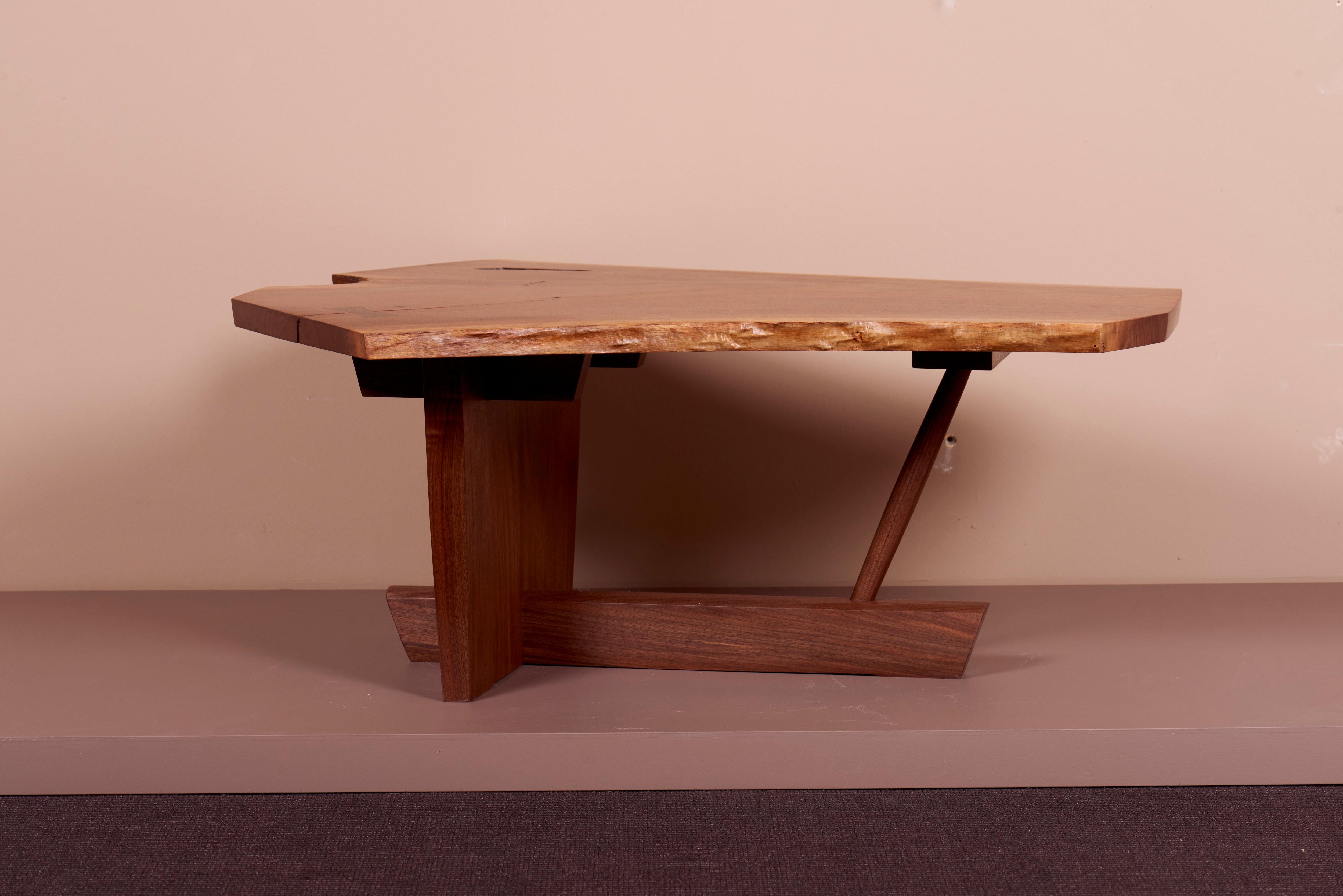 Mira Nakashima Minguren II Coffee Table based on a design by G. Nakashima For Sale 1