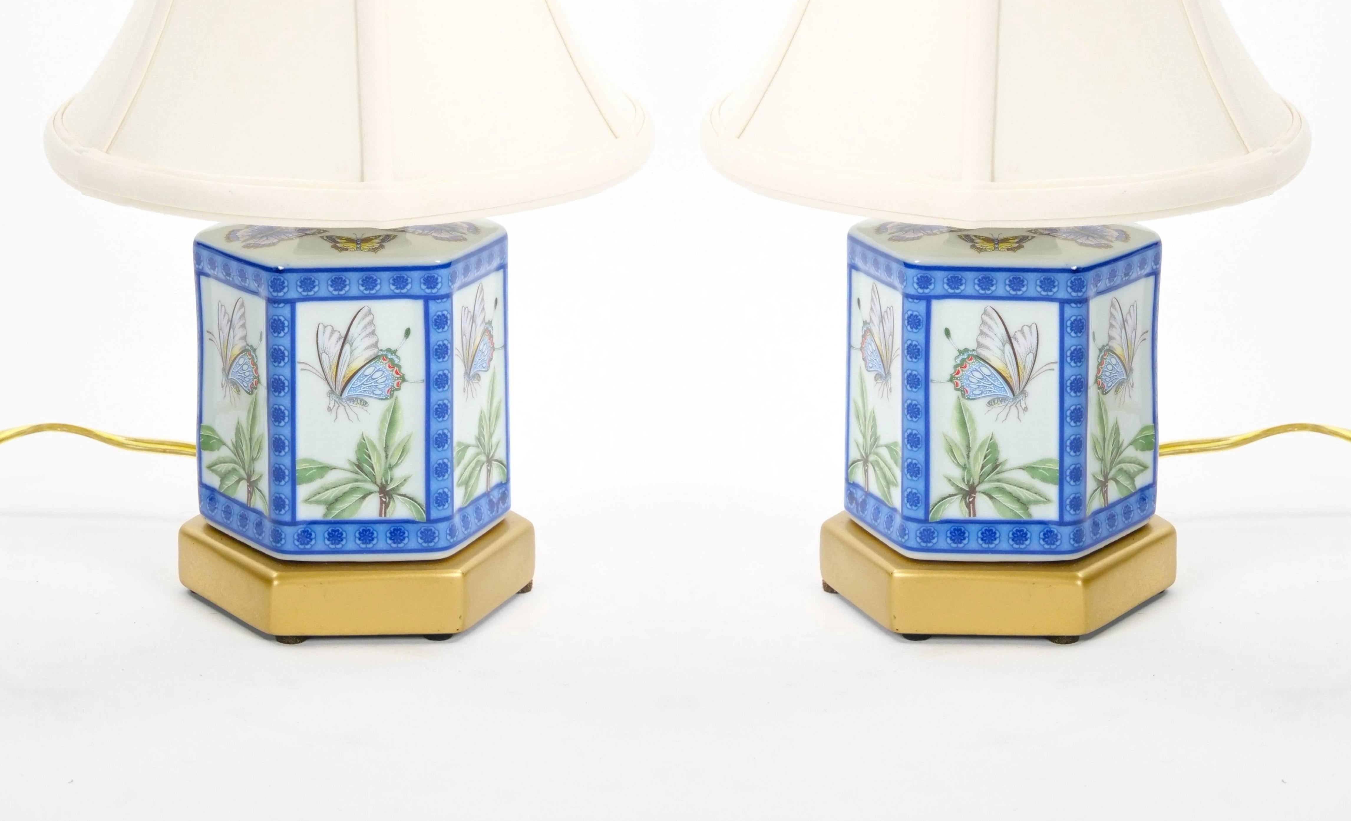 Doré Mini 20e siècle avec base en bois doré bleu et vert en vente