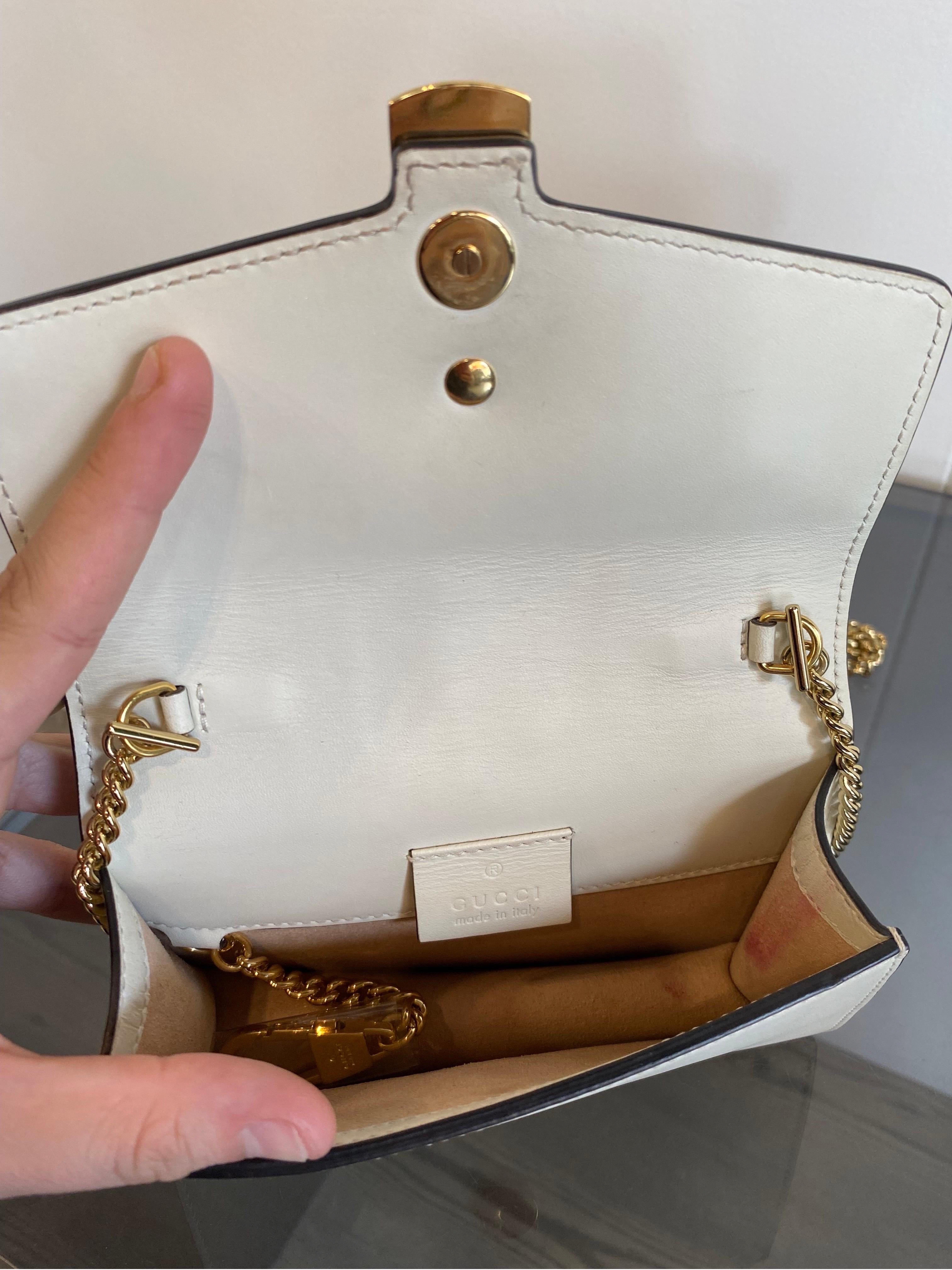 Mini Chain Sylvie bag Gucci In Good Condition For Sale In Carnate, IT