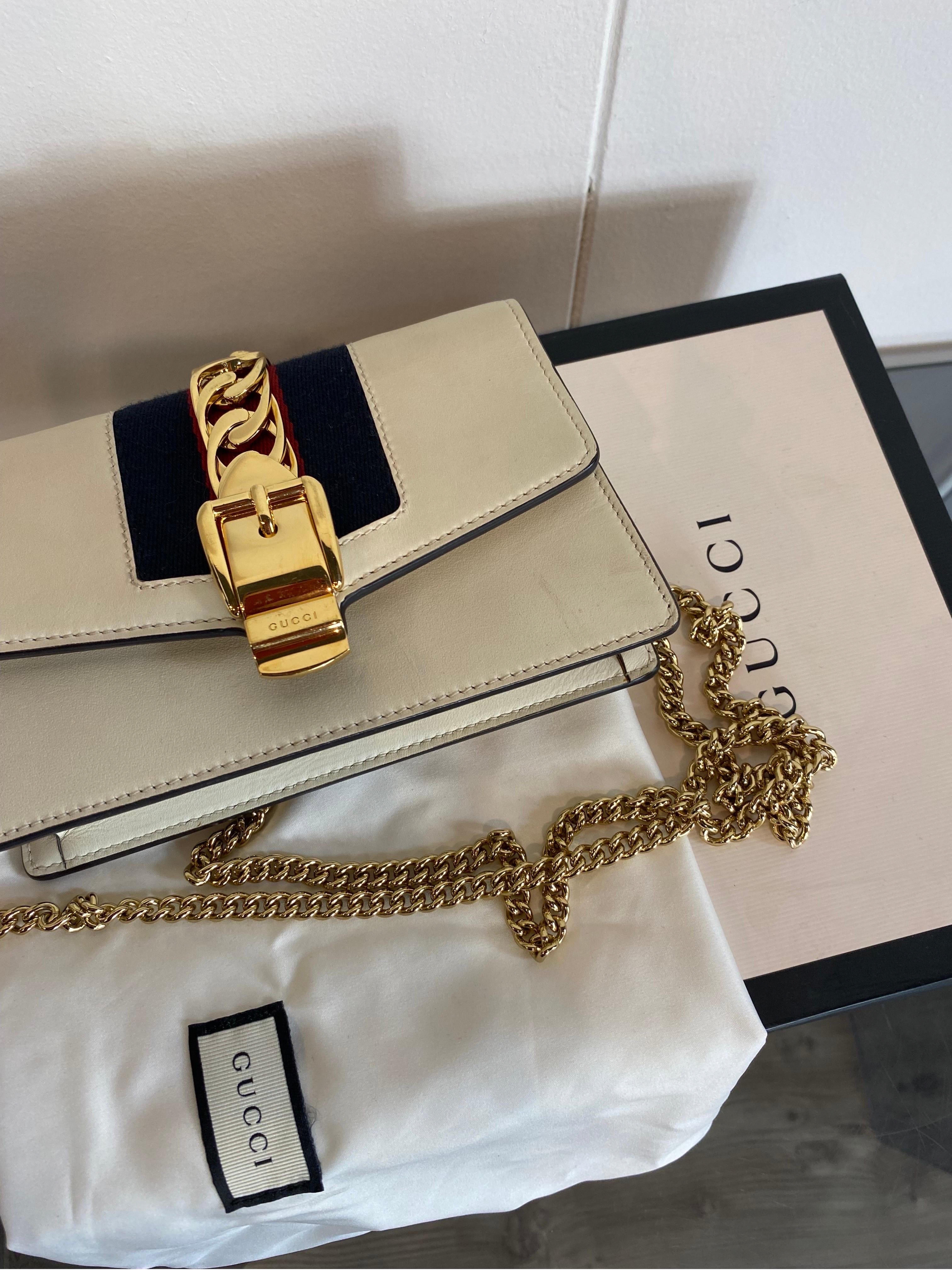 Mini Chain Sylvie bag Gucci For Sale 3