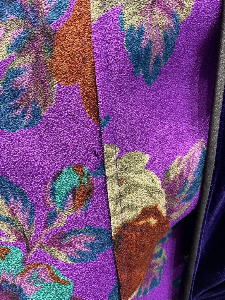 Mini cocktail dress made of printed wool and deep purple velvet UNGARO 5