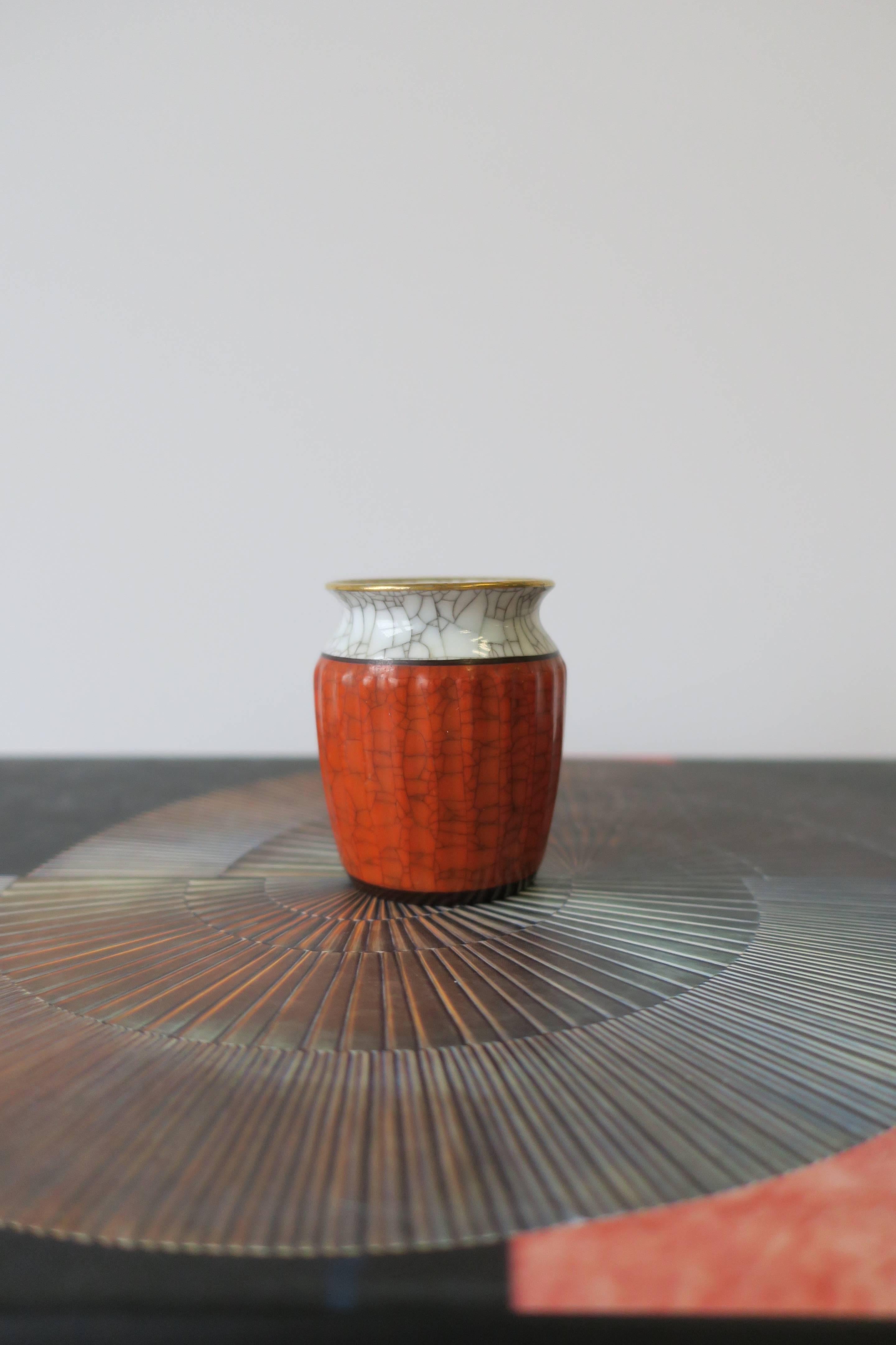 Dänische Keramikvase, klein (20. Jahrhundert) im Angebot