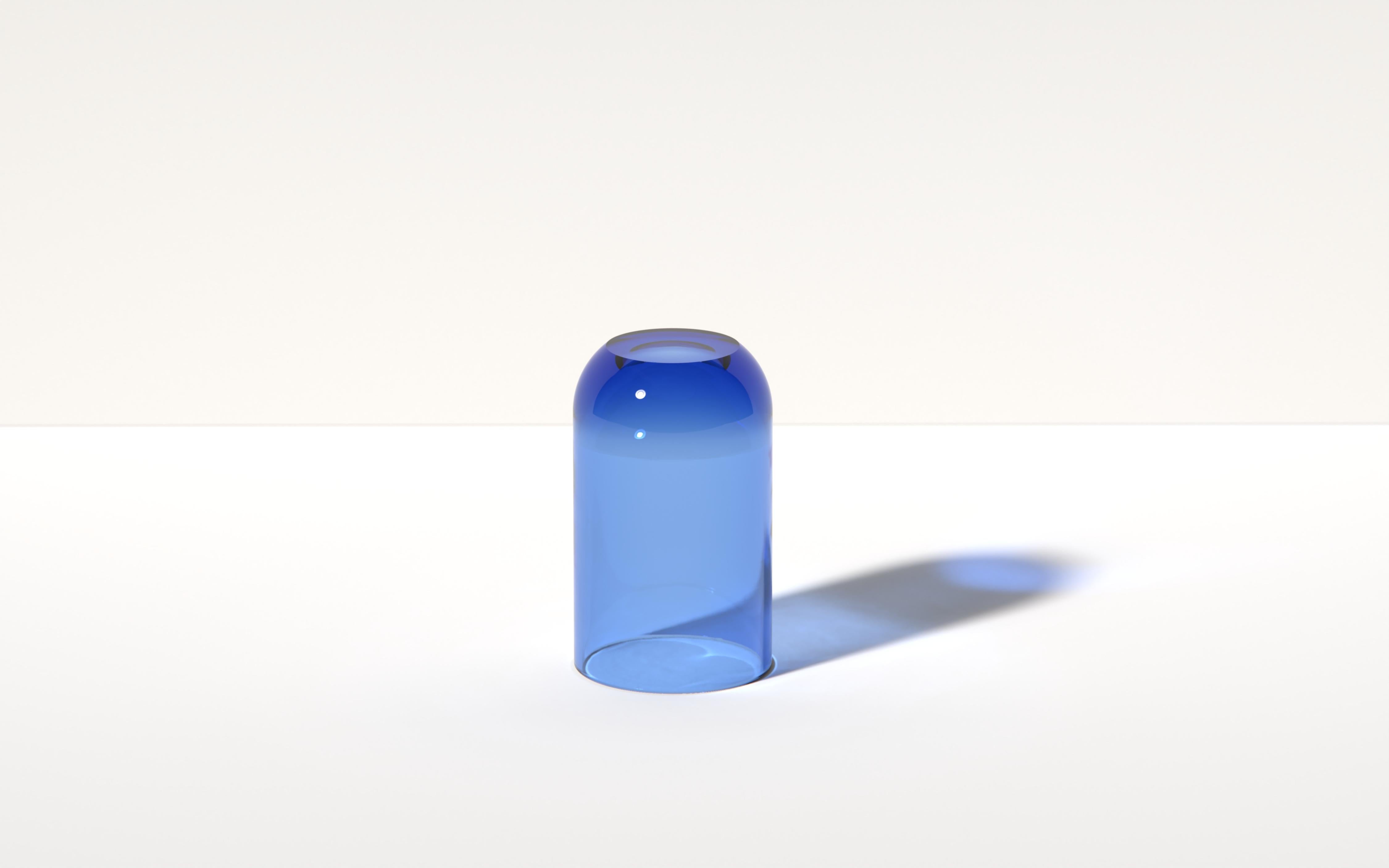 Mini Dew Drop Side Table in Spritz Orange, Translucent Resin, by Ian Cochran For Sale 2