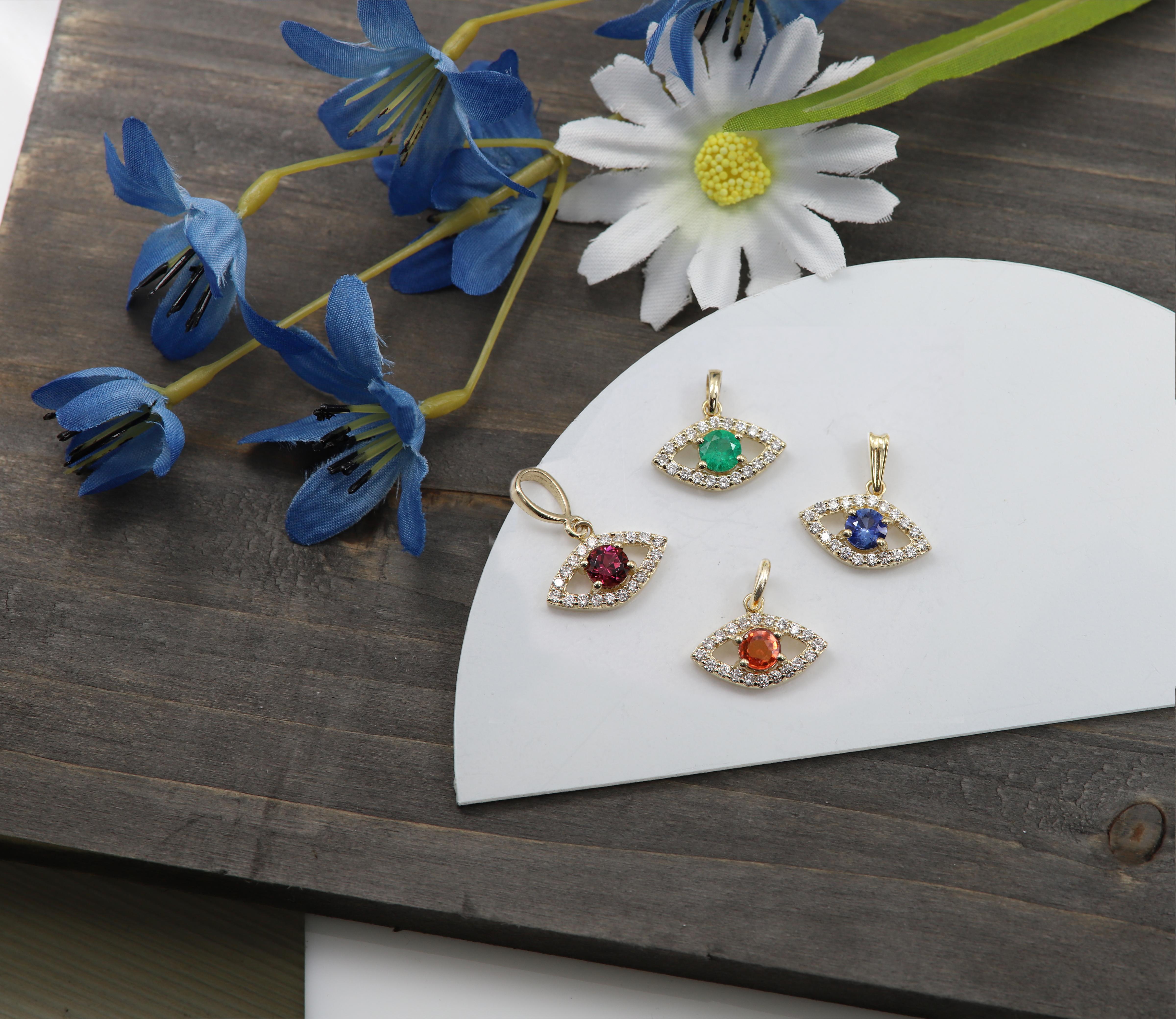 Mini Diamond Evil Eye 14 Karat Yellow Gold with Center Natural Blue Sapphire For Sale 1