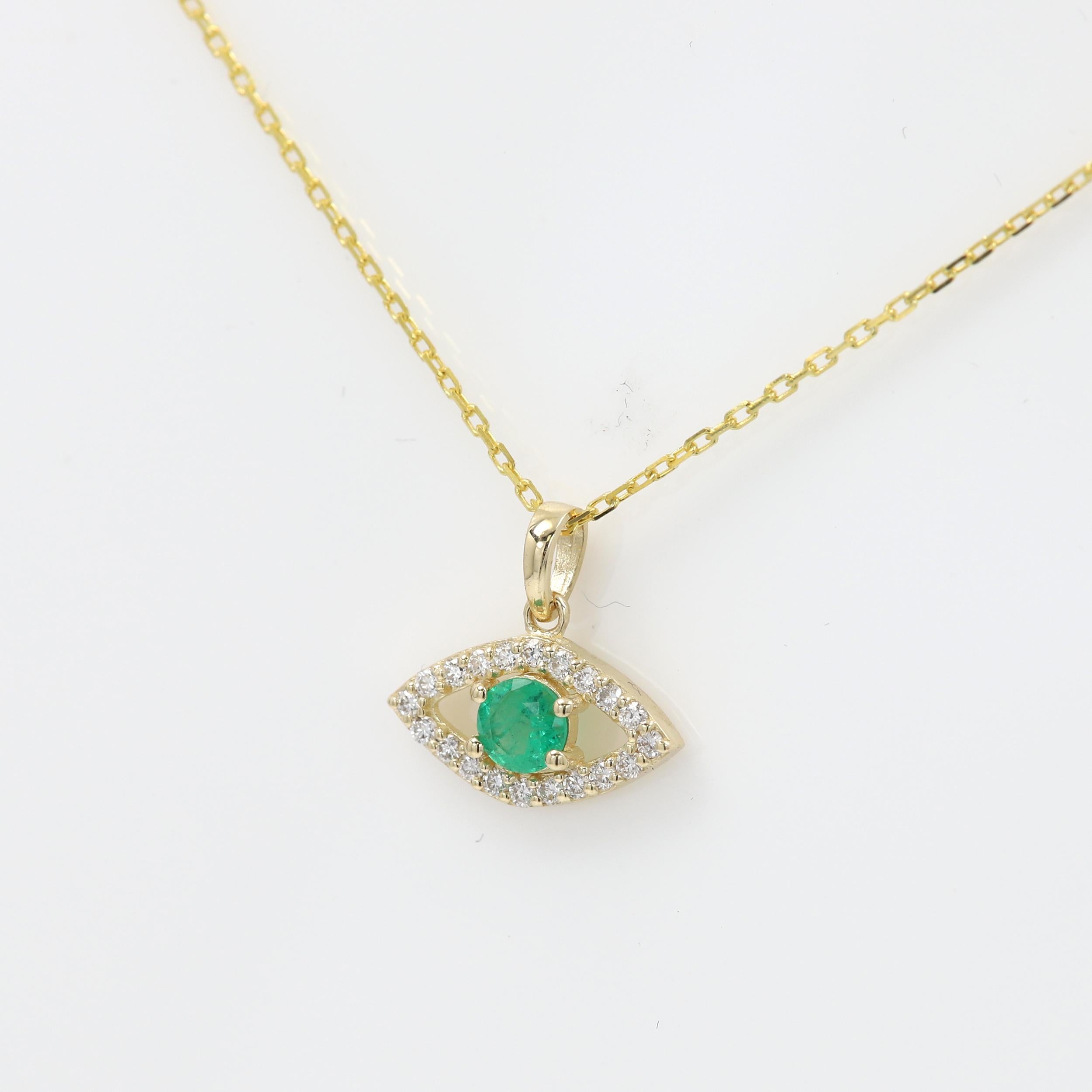 Mini Diamond Evil Eye 14 Karat Yellow Gold with Center Natural Green Emerald In New Condition For Sale In Brooklyn, NY