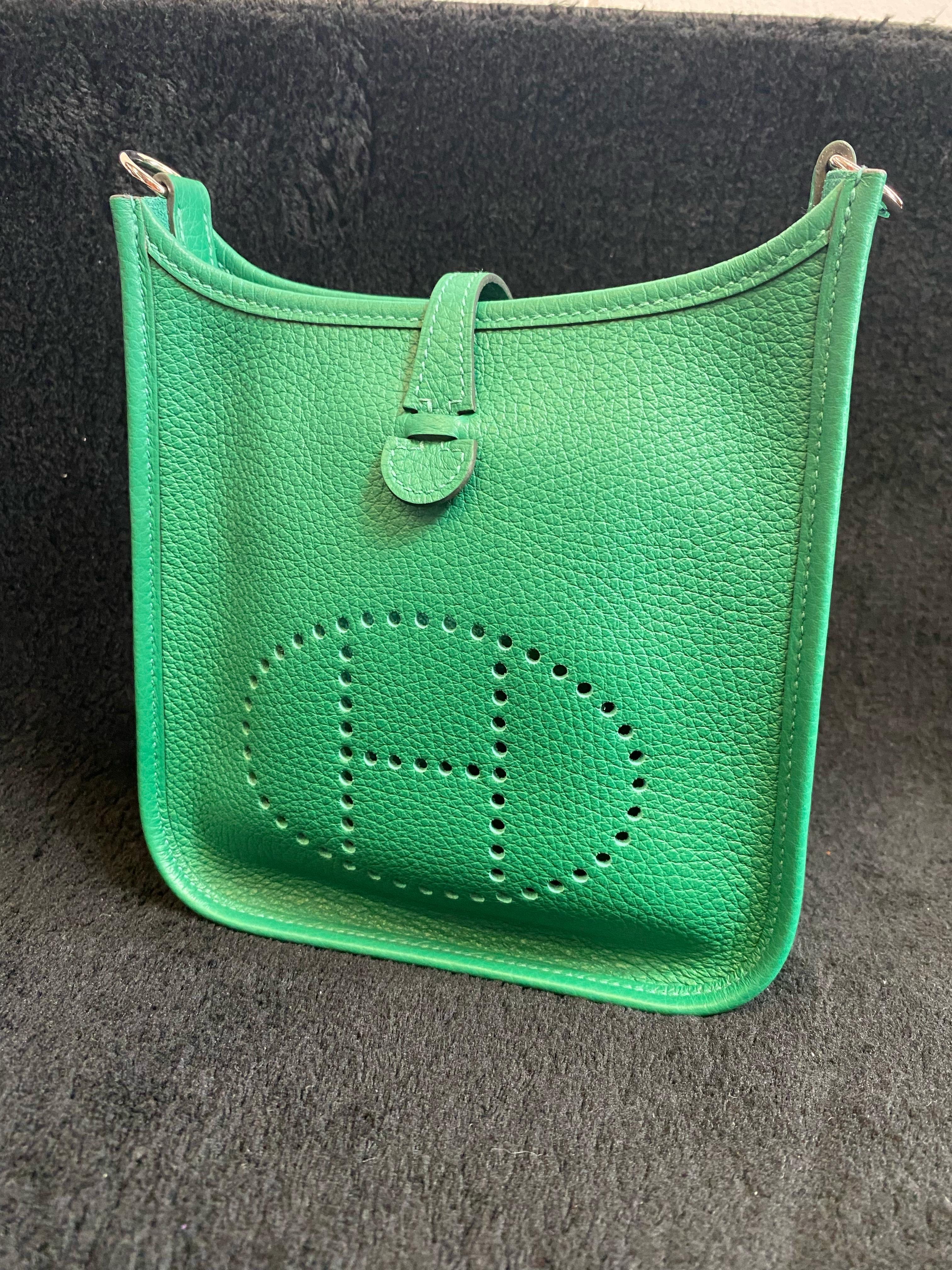 Hermès Tasche Mini Evelyne. im Angebot 1