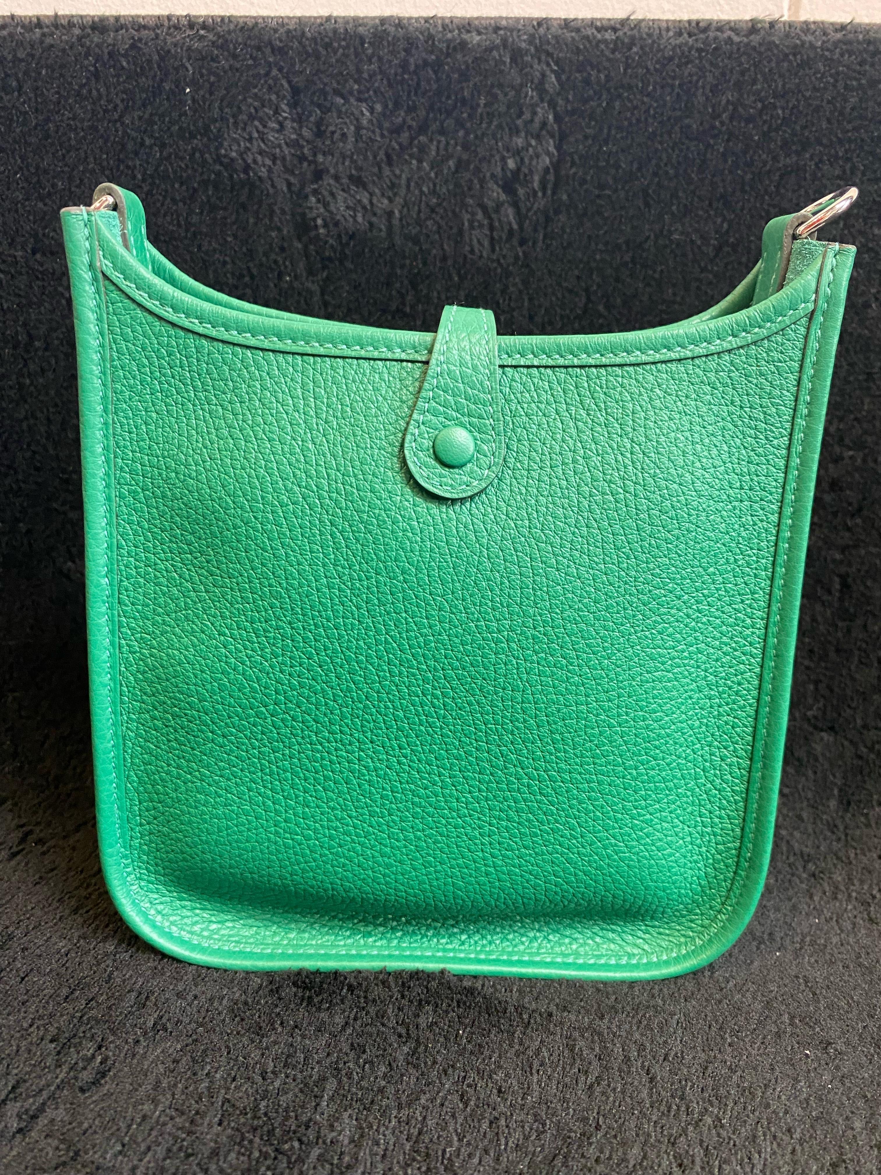 Hermès Tasche Mini Evelyne. im Angebot 2