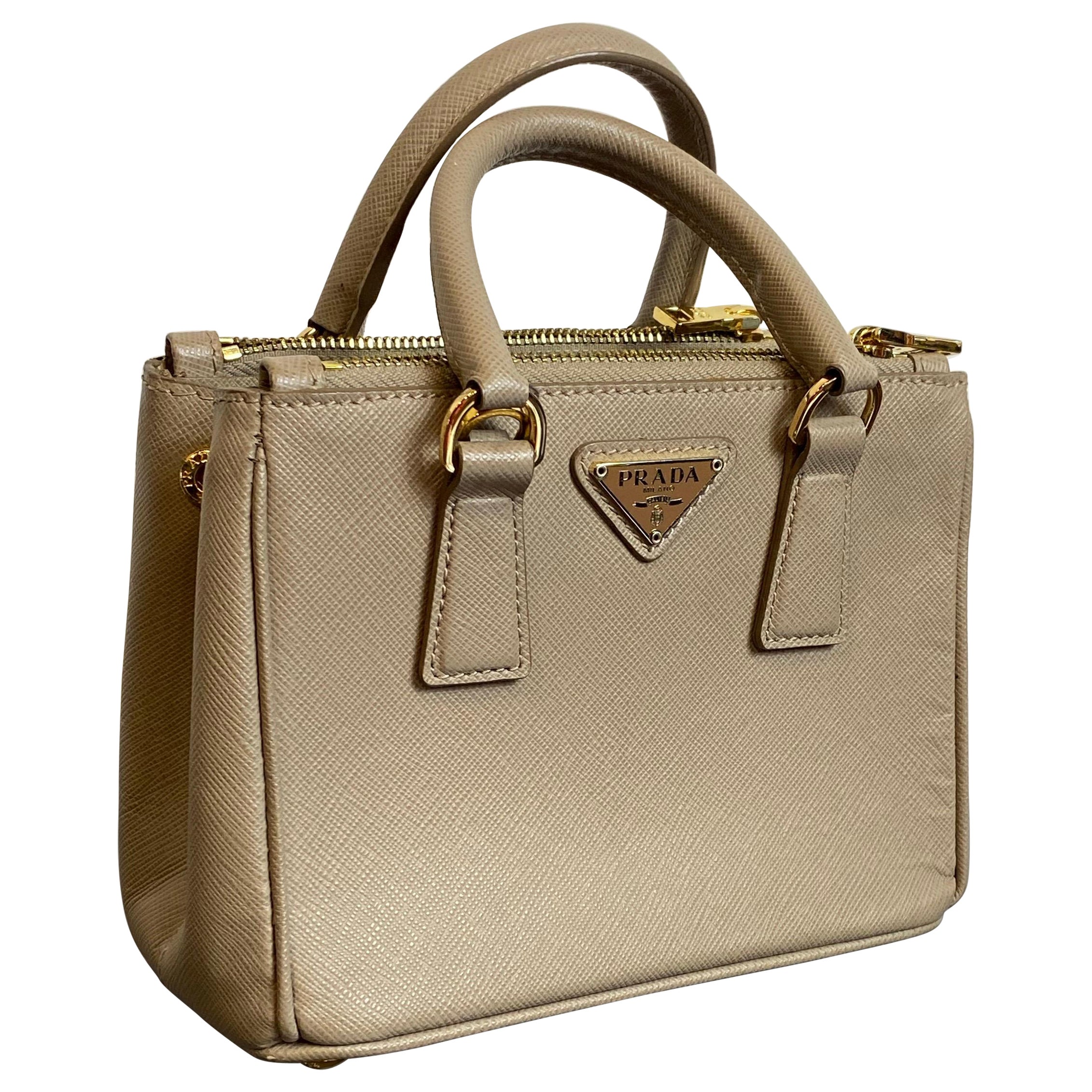 Mini bolso Galleria Prada en venta