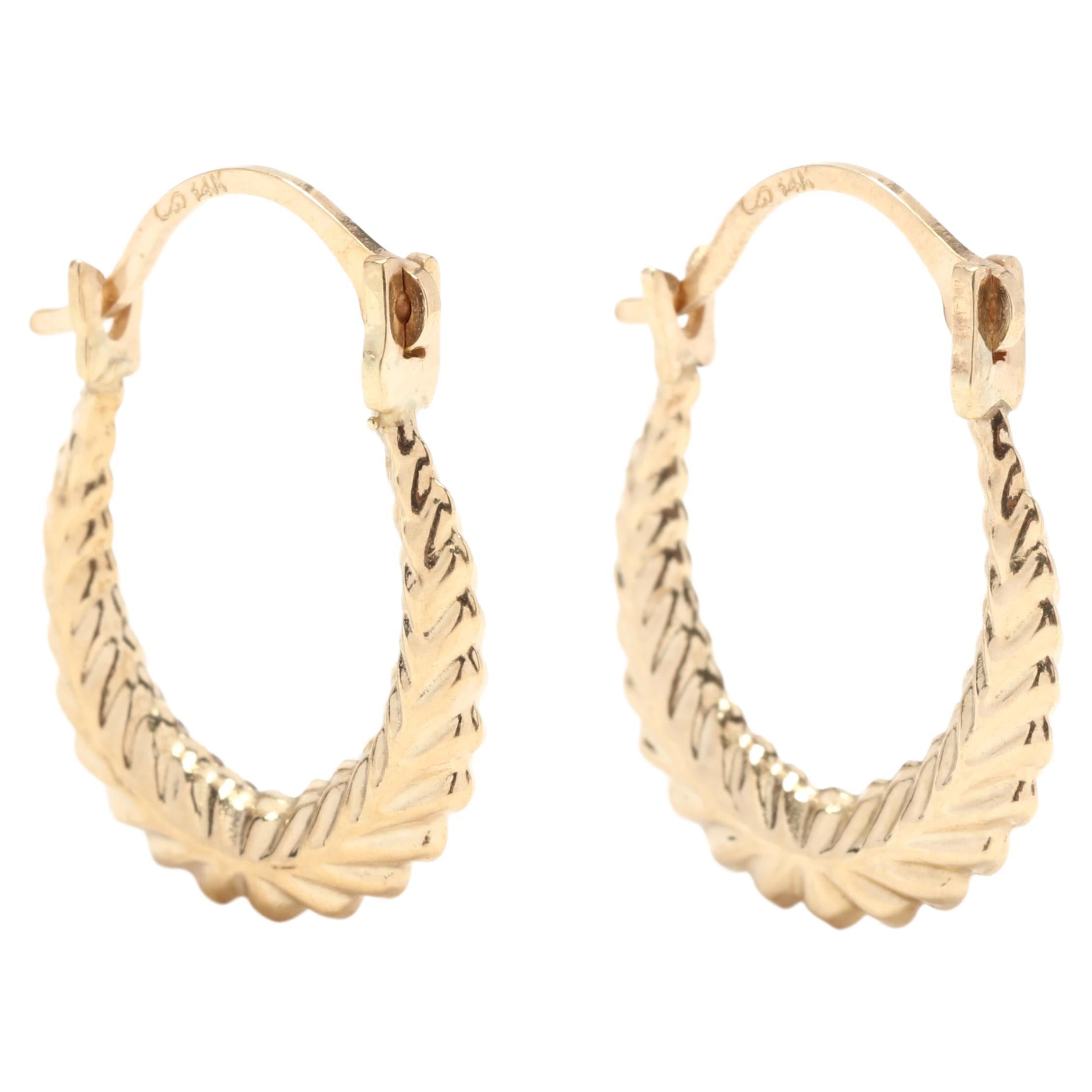 Mini Gold Wreath Oval Huggie Hoop Earrings, 14KT Yellow Gold