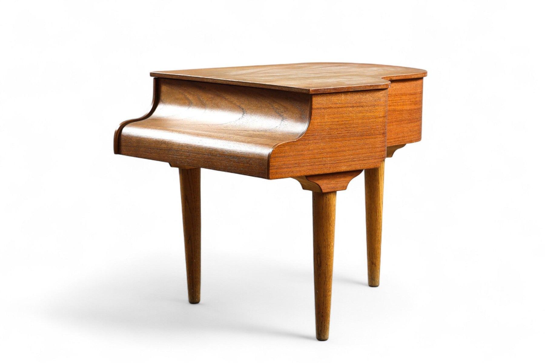Boîte à bijoux pour mini piano à queue en teck Bon état - En vente à Berkeley, CA