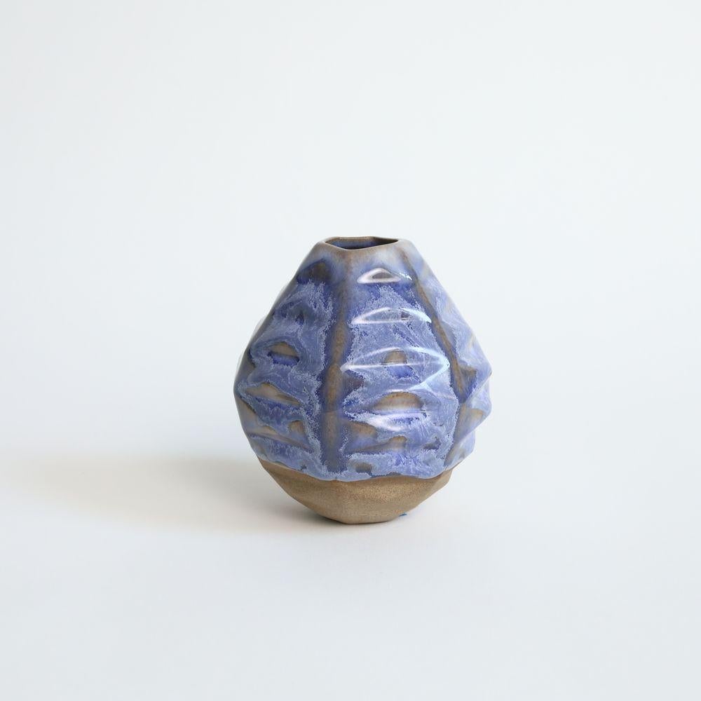 Mini Hex Patterned Vessel in Coral Blue In New Condition For Sale In Brooklyn, NY