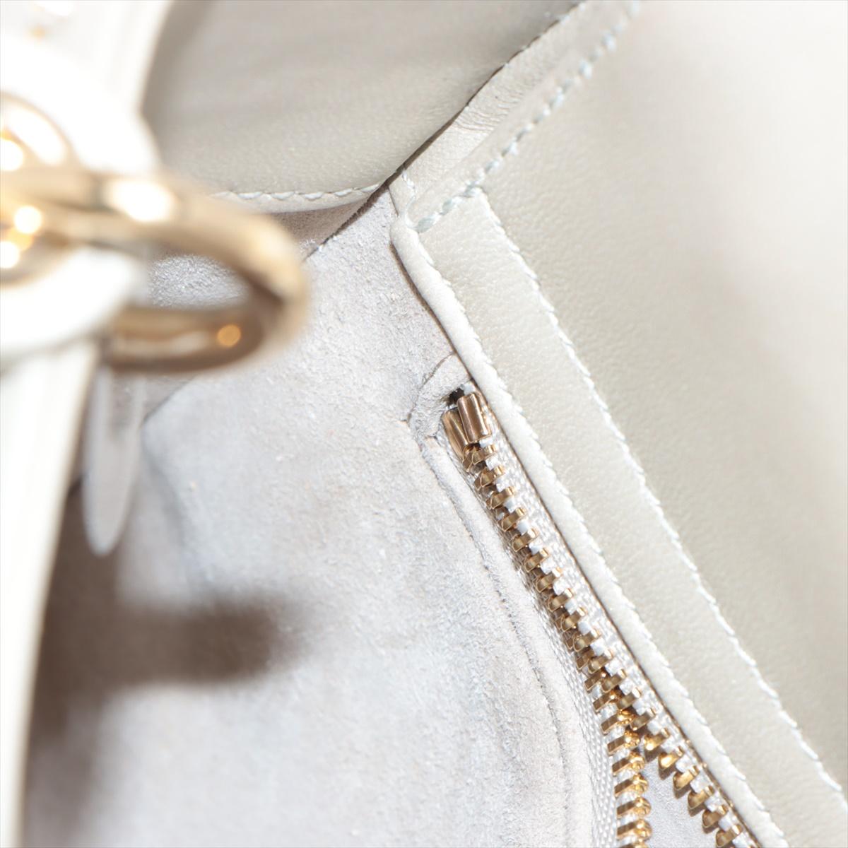 Mini sac Lady Dior platine métallisé en cuir d'agneau cannage avec broderie de perles en vente 10