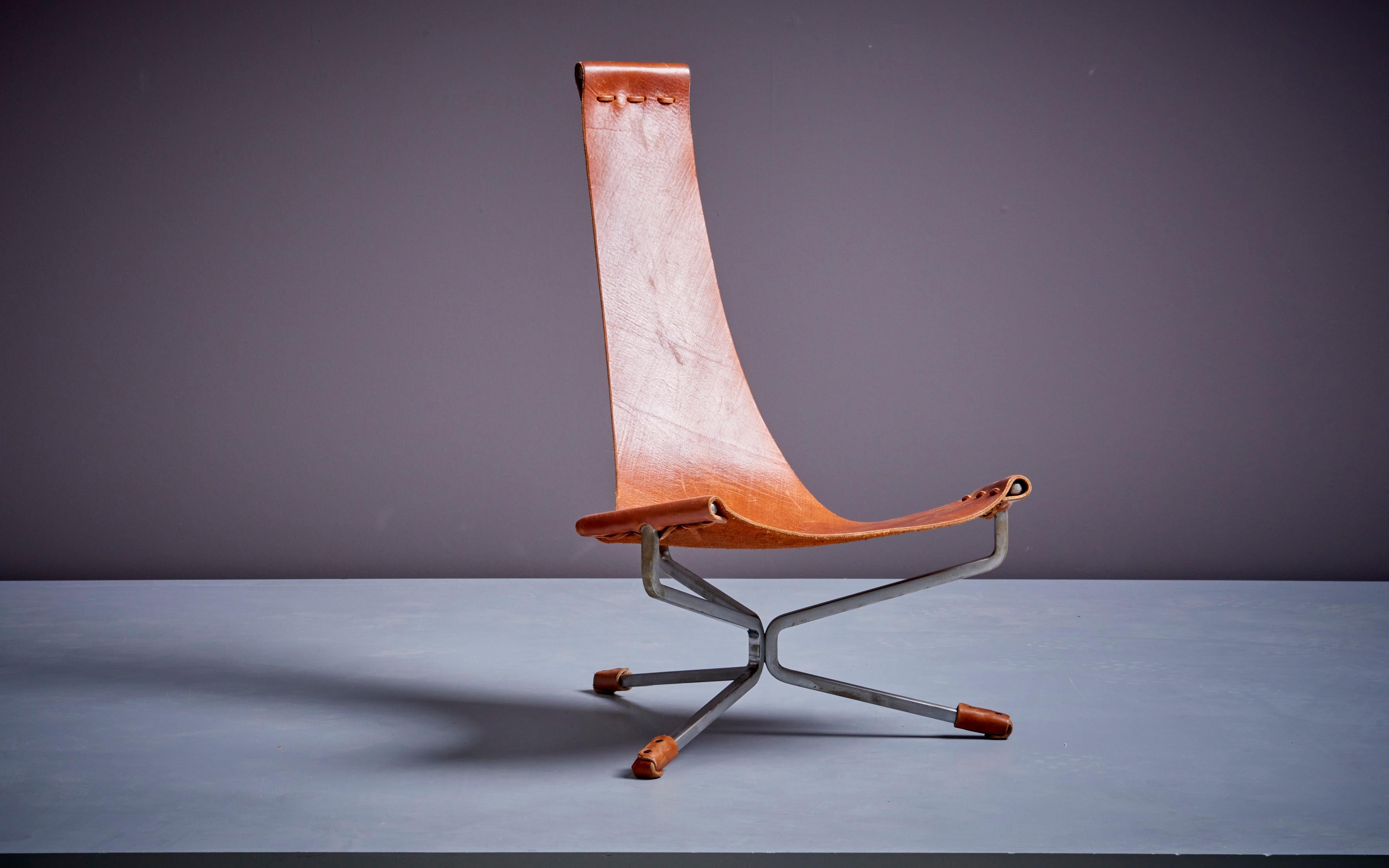 Mid-Century Modern Mini fauteuil lotus en cuir marron de Dan Wenger, États-Unis en vente
